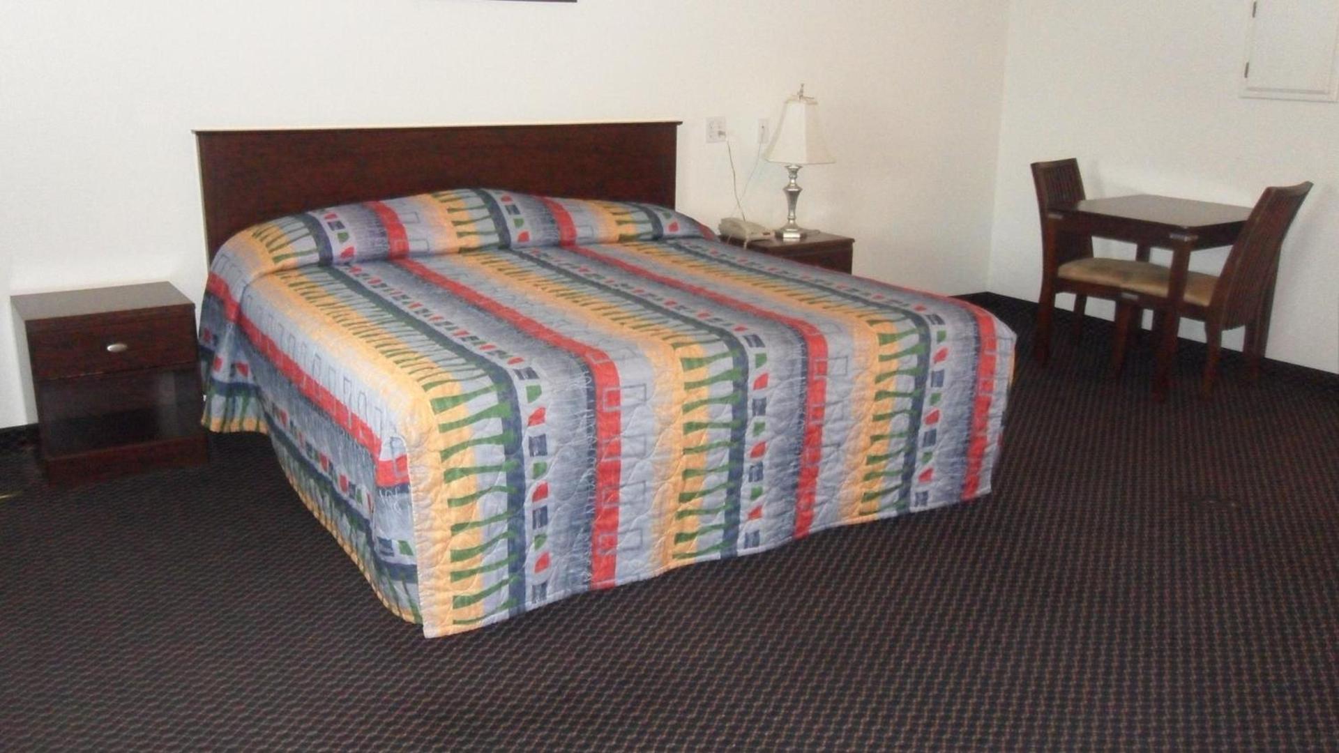 Deluxe Inn Palacios photo 1