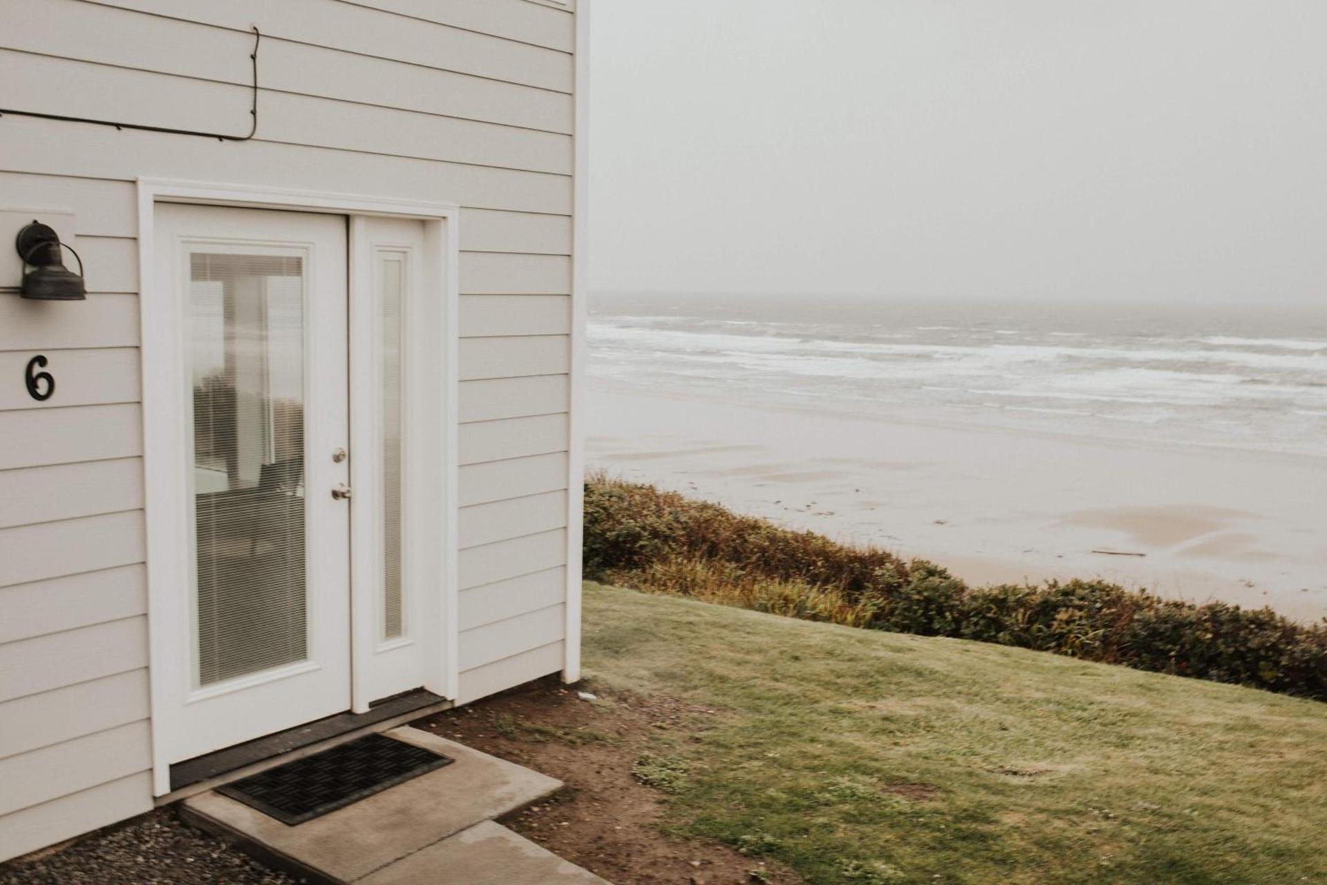 Nye Beach Cottages photo 12