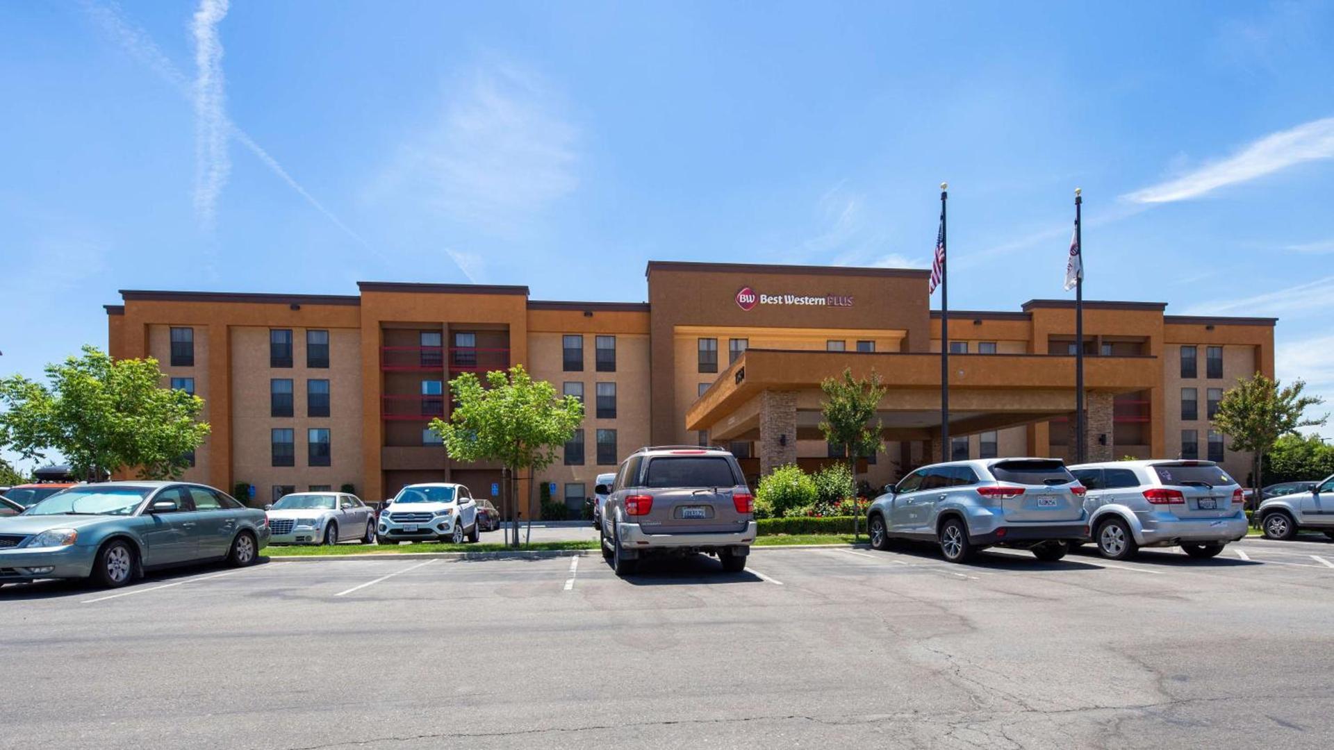 Best Western Plus Fresno Airport Hotel photo 16