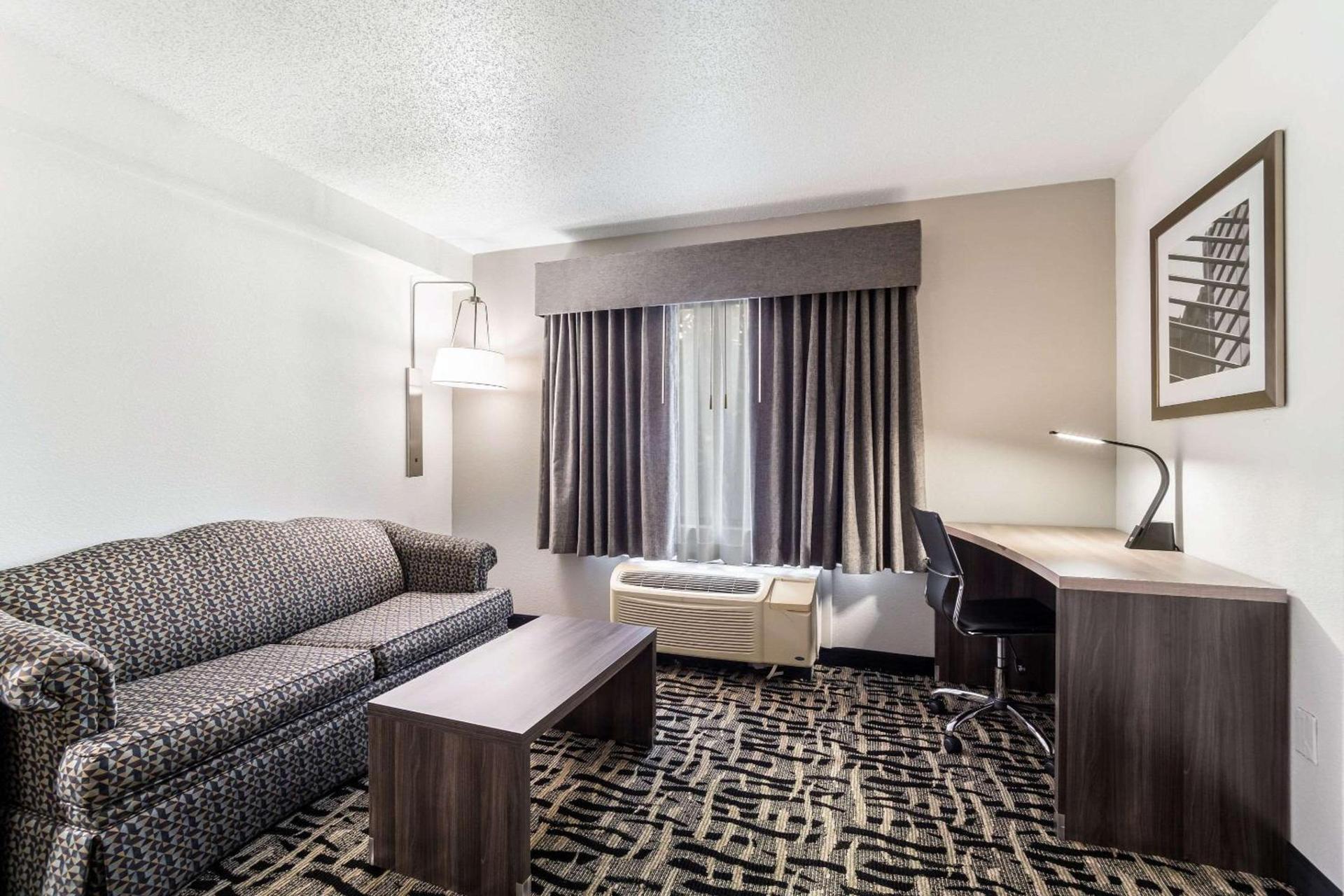 Quality Inn & Suites Augusta I-20 photo 27