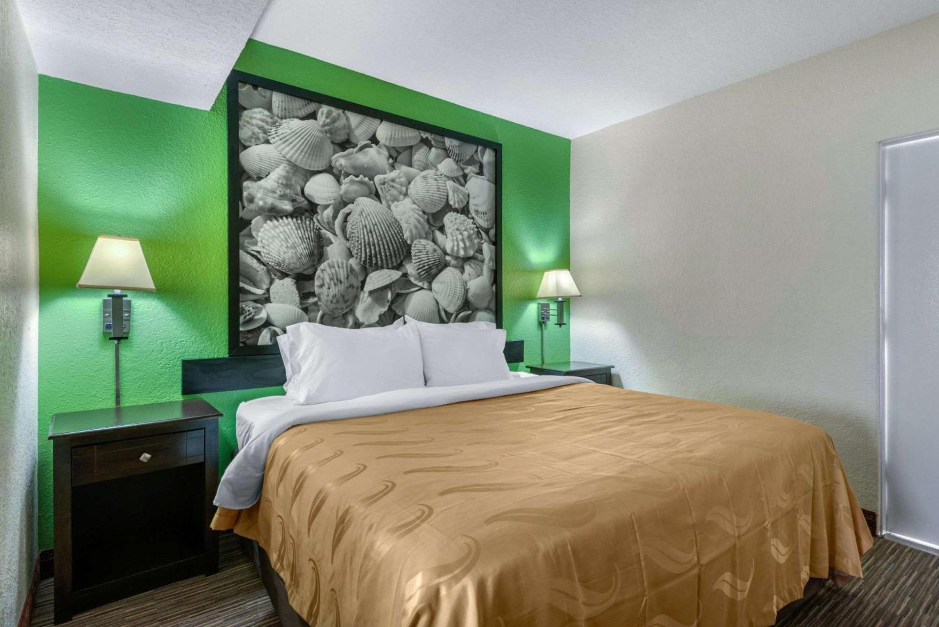 Quality Inn Daytona Beach Oceanfront photo 26