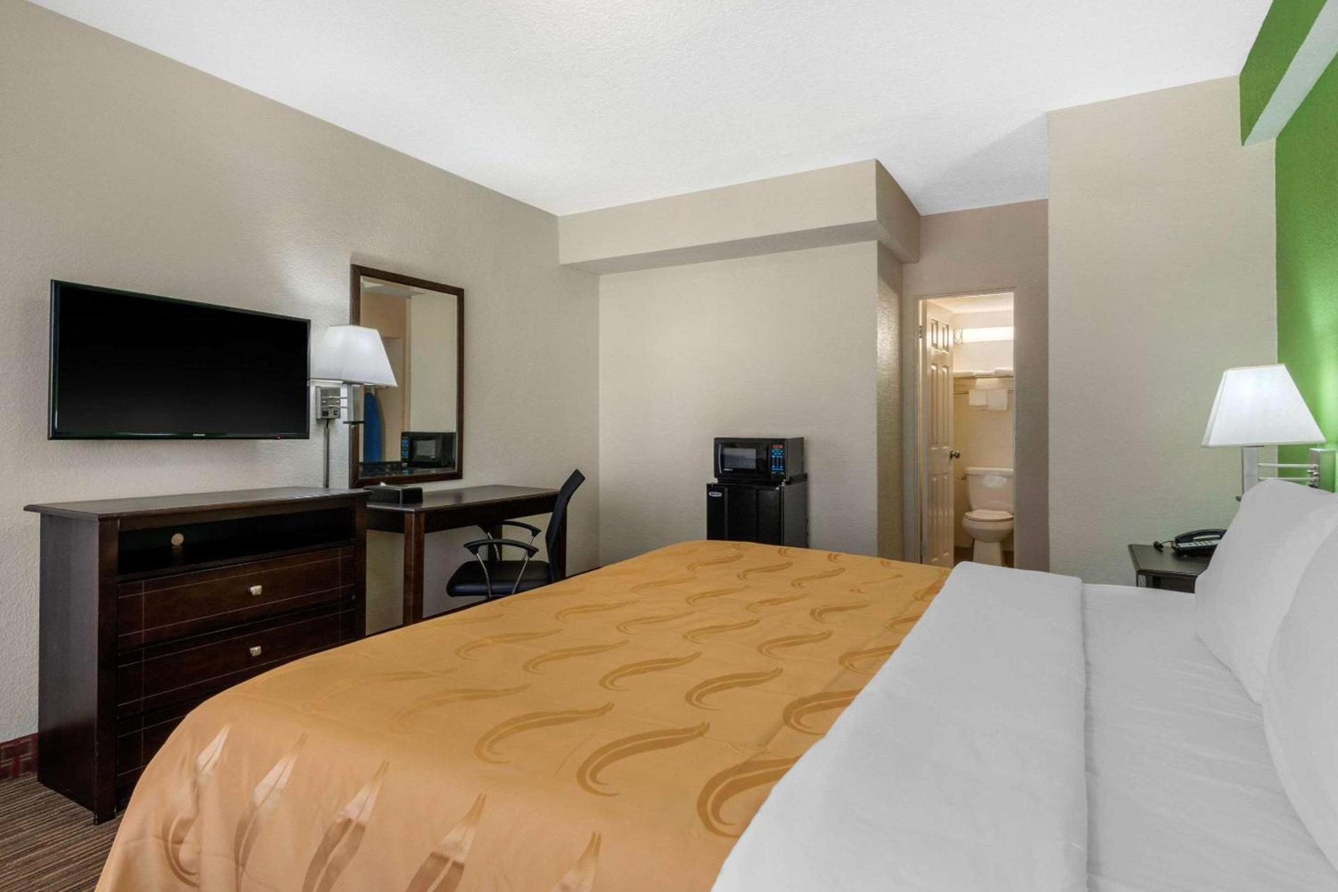 Quality Inn Daytona Beach Oceanfront photo 12