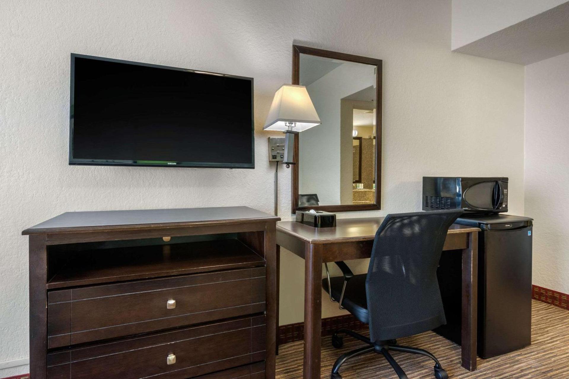 Quality Inn Daytona Beach Oceanfront photo 20