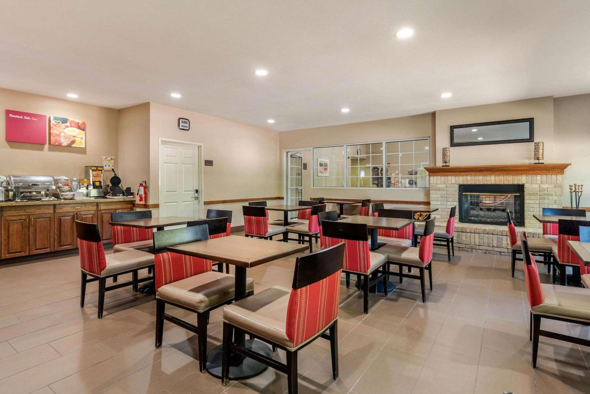 Comfort Suites Fort Collins Near University photo 49