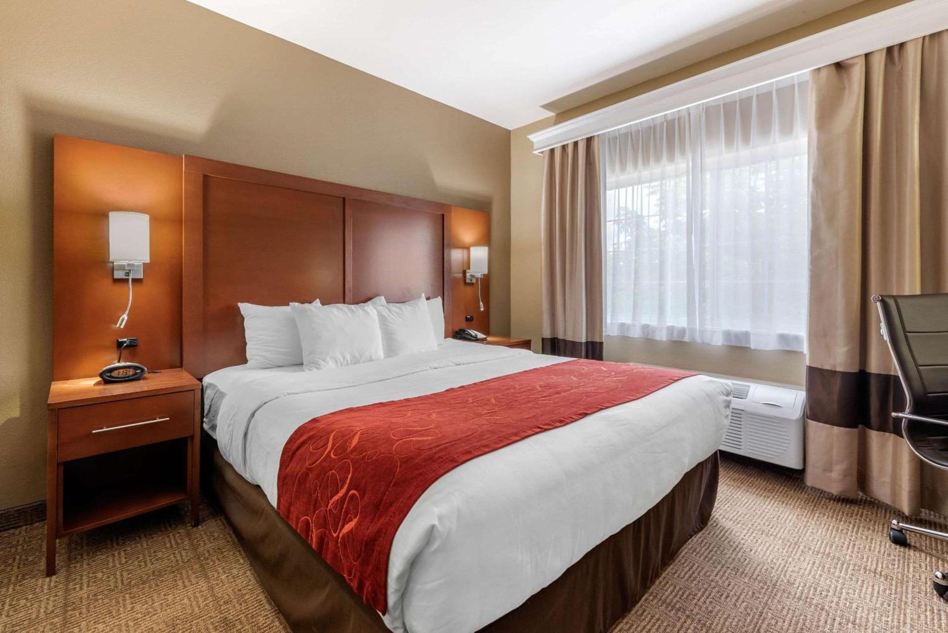Comfort Suites Fort Collins Near University photo 48