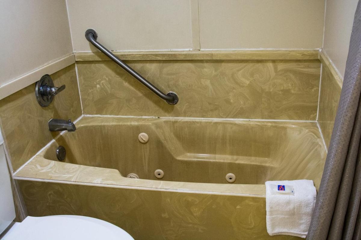 Motel 6-Brinkley, AR photo 9