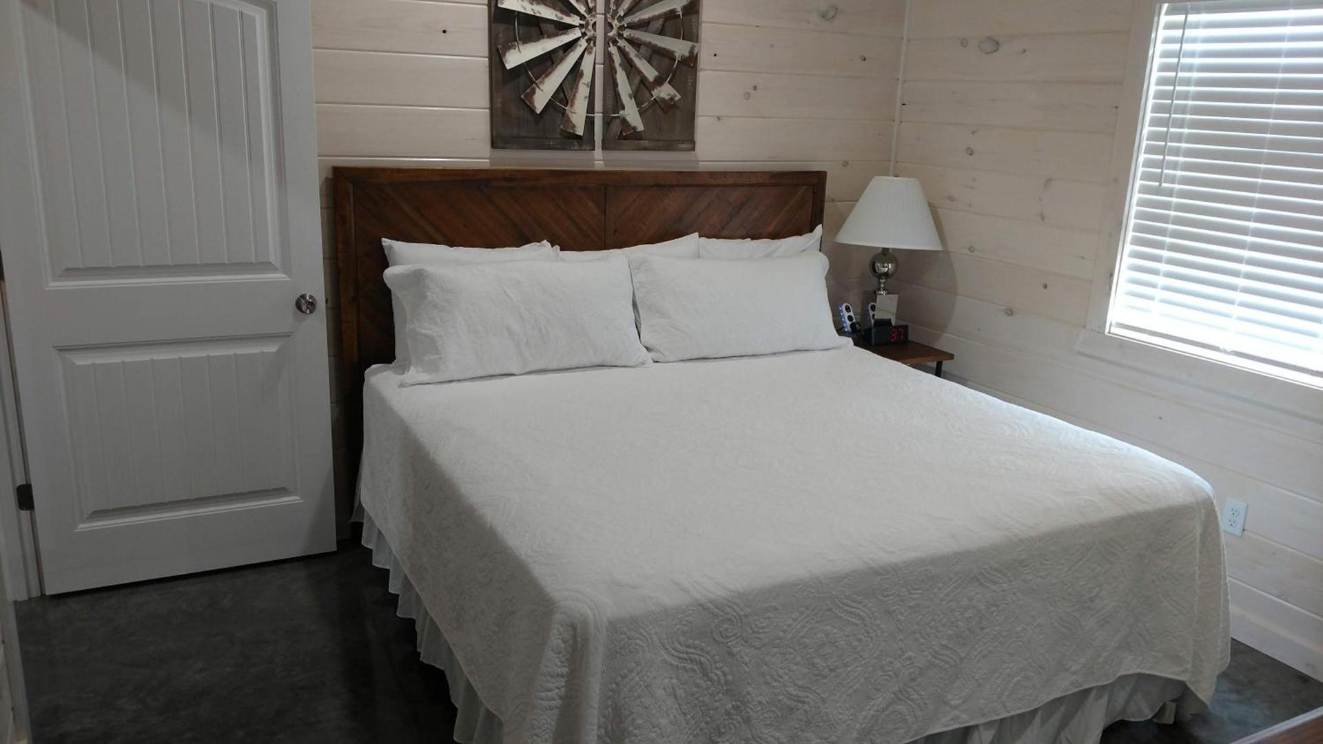 Knotty Squirrel Cabins photo 79