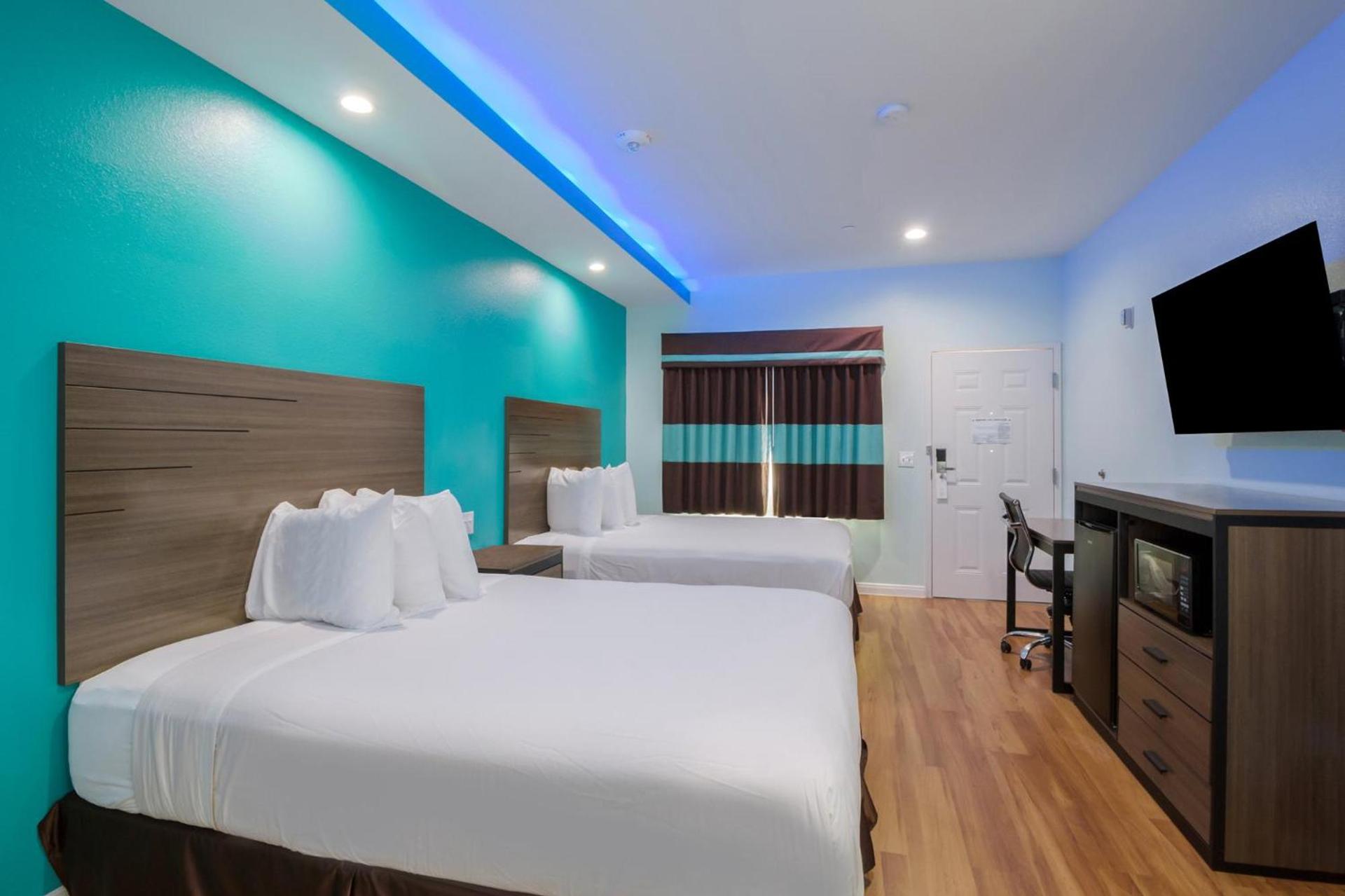 Americas Best Value Inn- Aldine Westfield photo 23