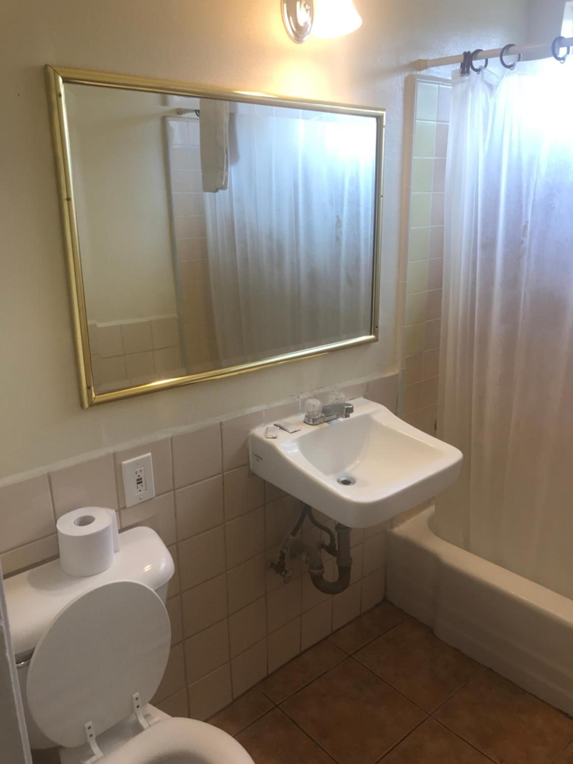 All 8 Motel photo 11