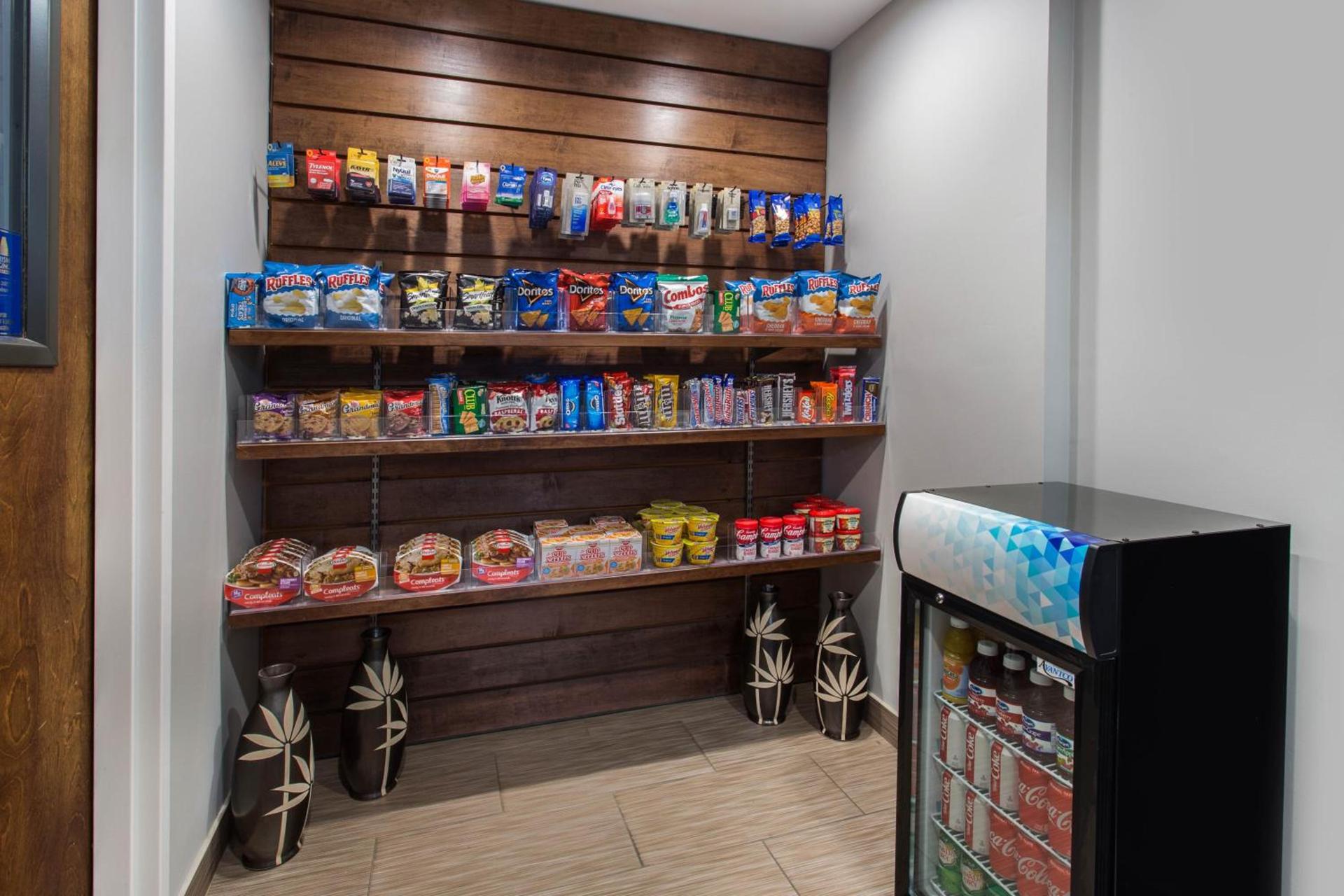 Hawthorn Suites by Wyndham Allentown-Fogelsville photo 11
