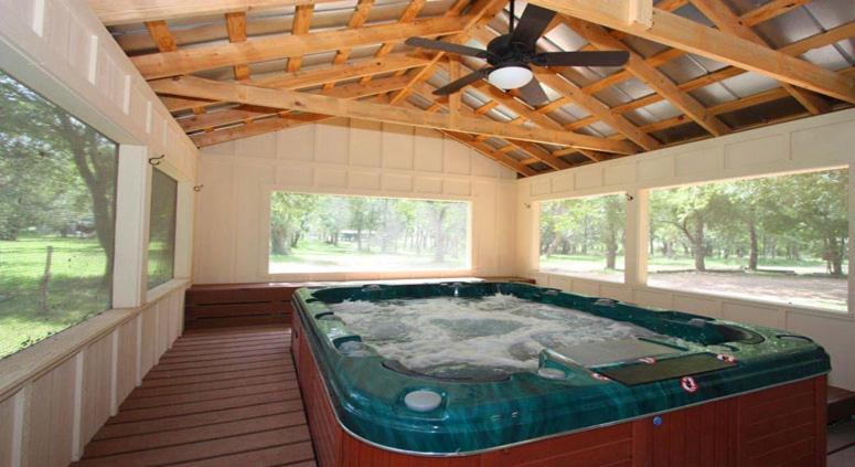 Olive Cabin photo 16