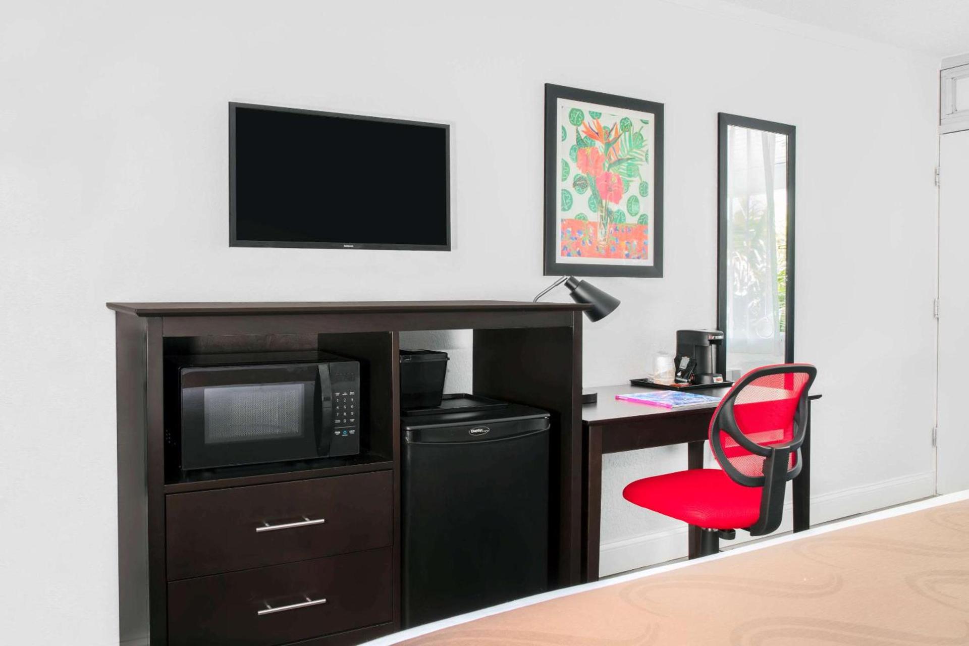 Quality Inn Miami South photo 28
