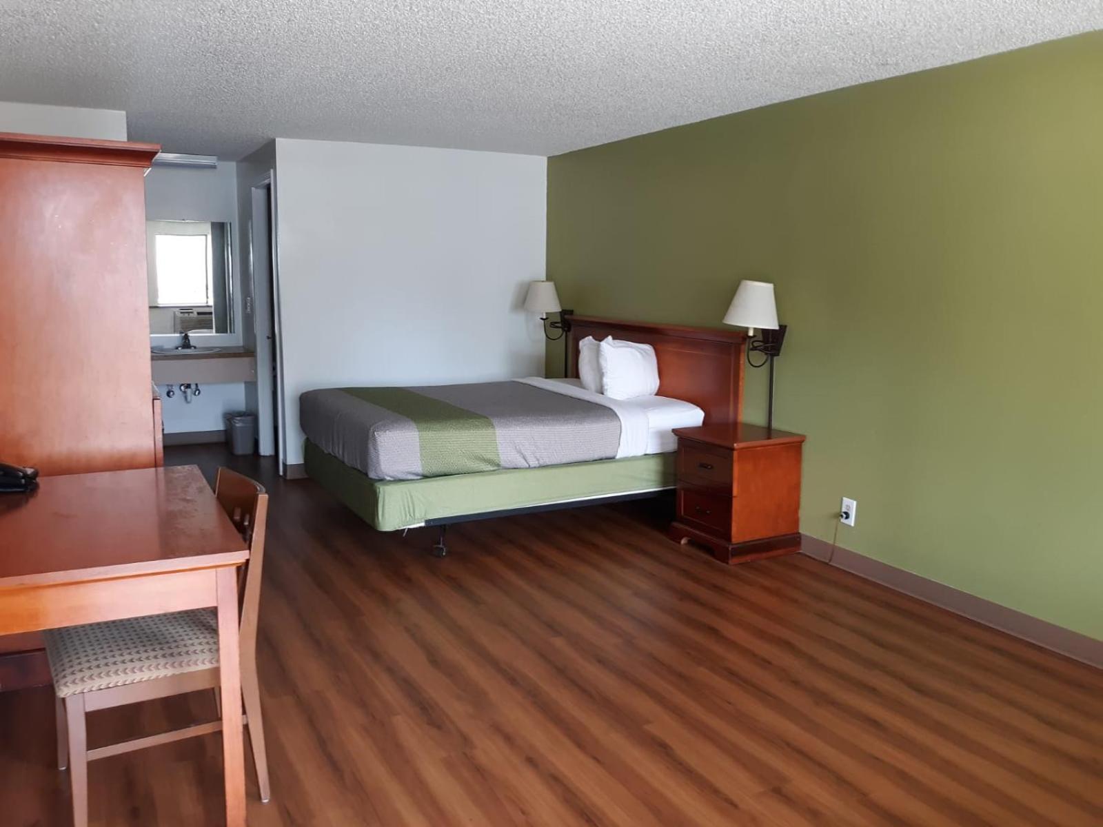 OYO Hotel Centralia photo 49