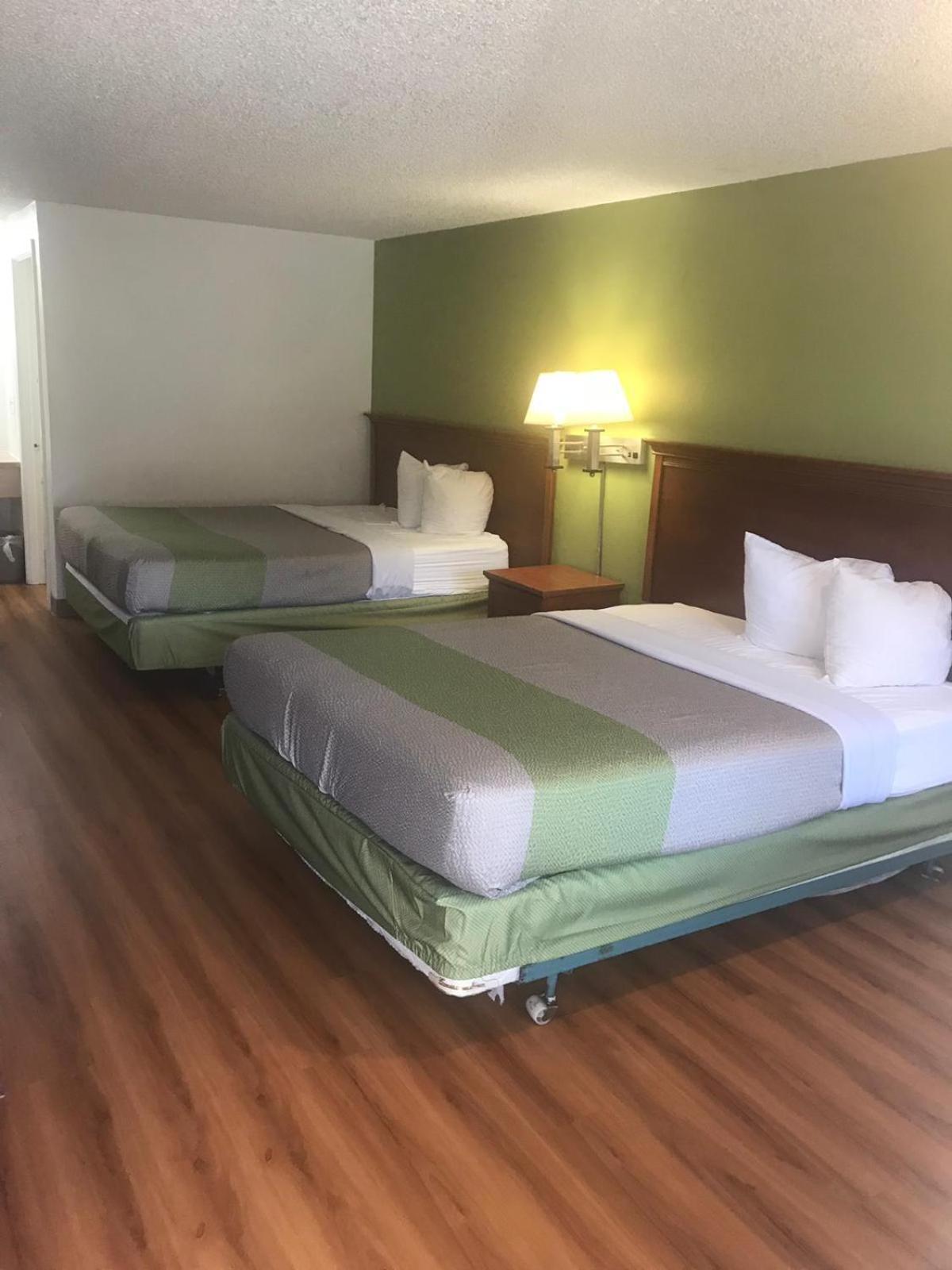 OYO Hotel Centralia photo 19