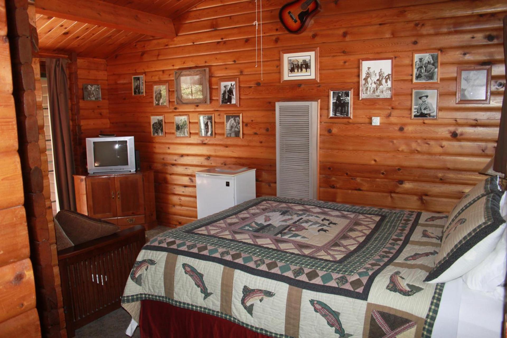 Virginia Creek Settlement photo 37