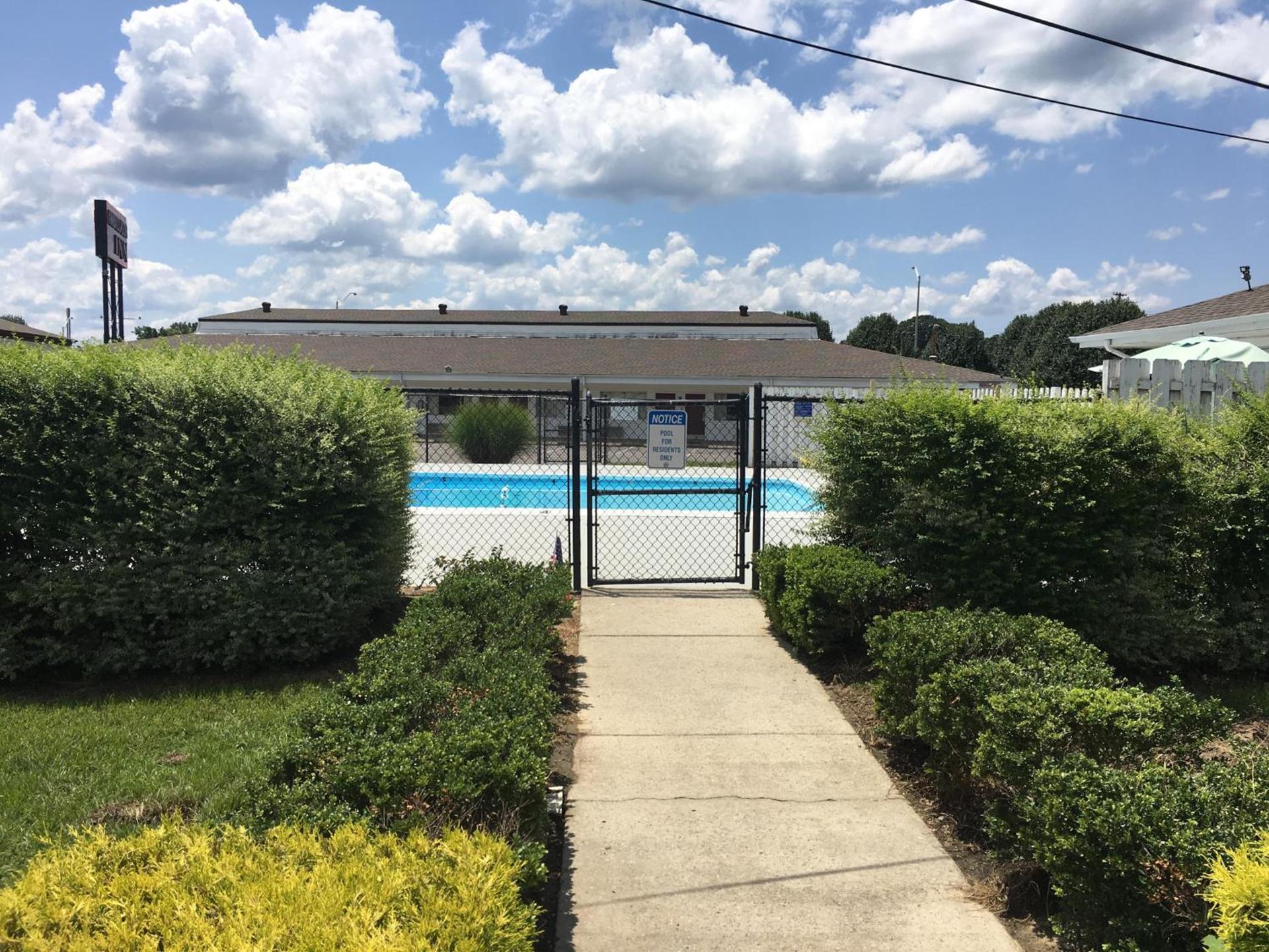 Ambassador Inn photo 2