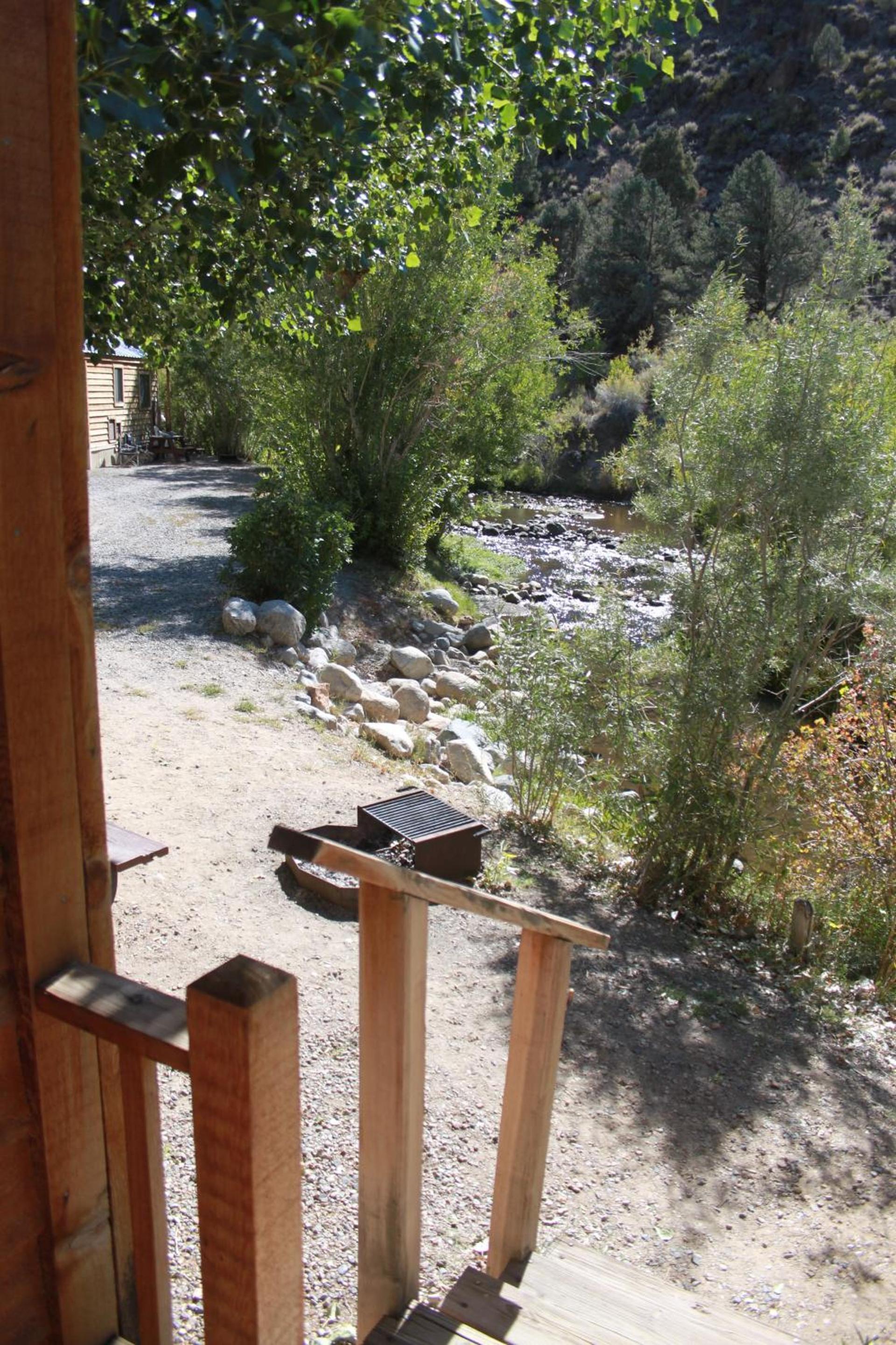 Virginia Creek Settlement photo 49