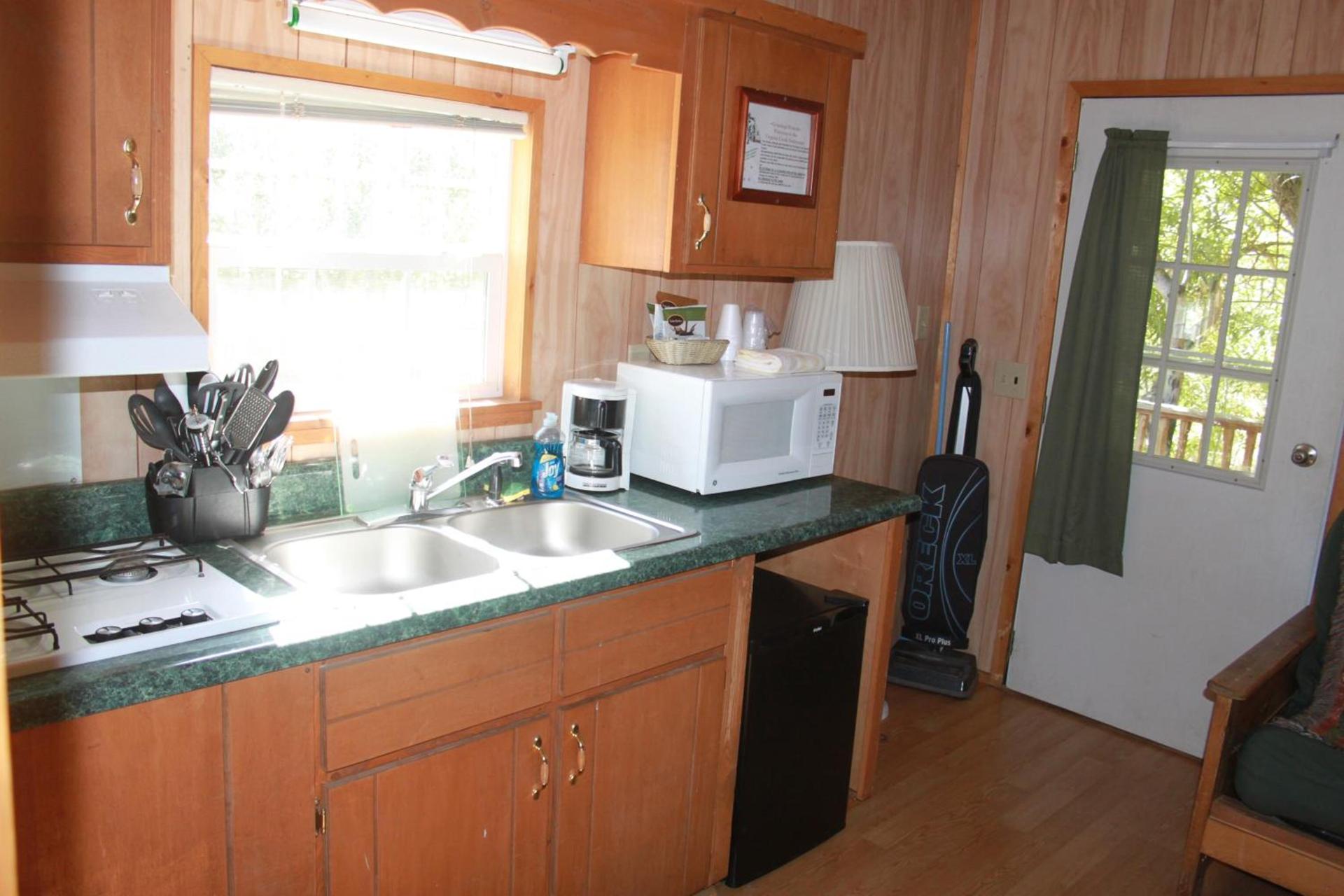 Virginia Creek Settlement photo 15