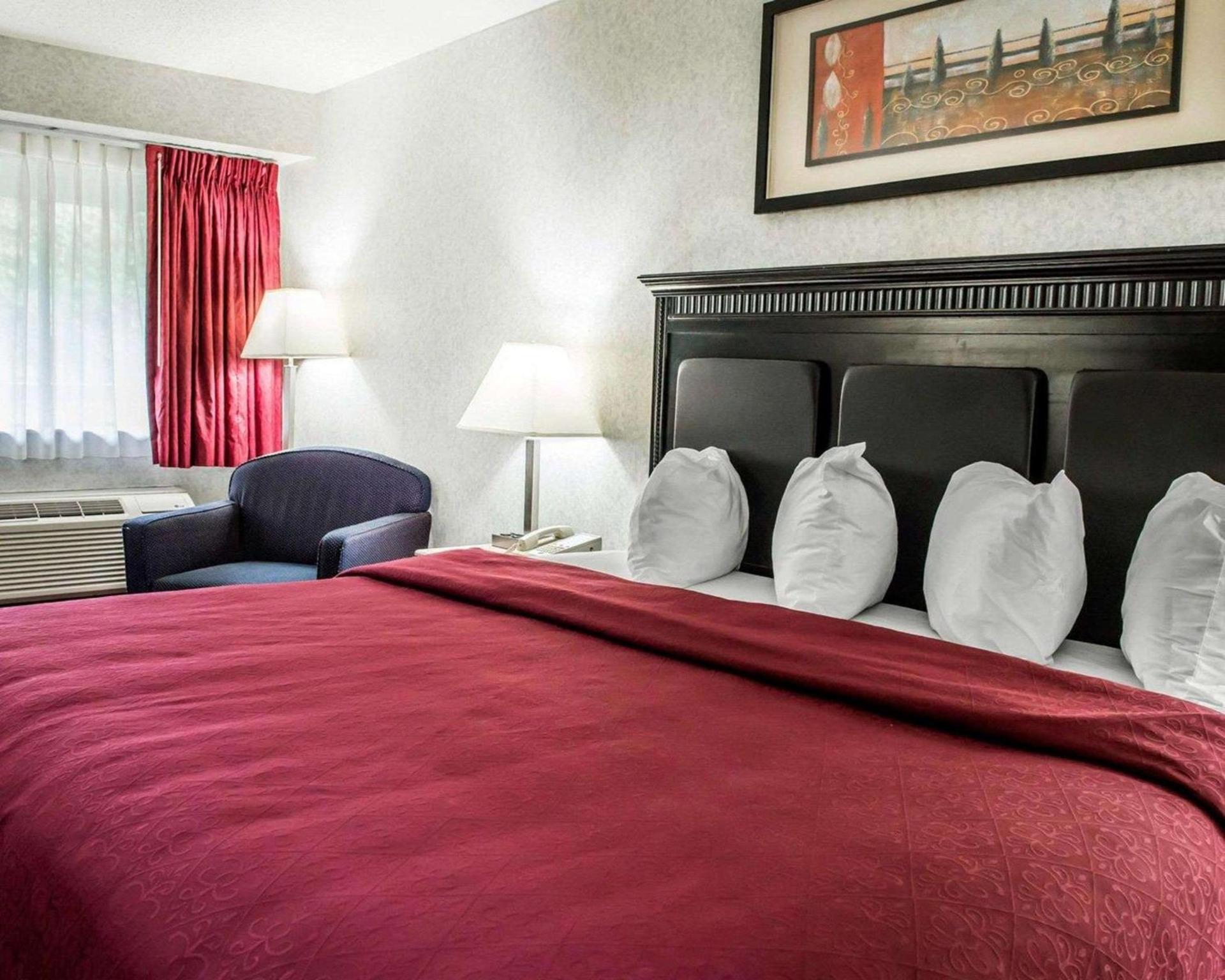 Quality Inn & Suites Gibsonia - Pittsburgh North photo 25