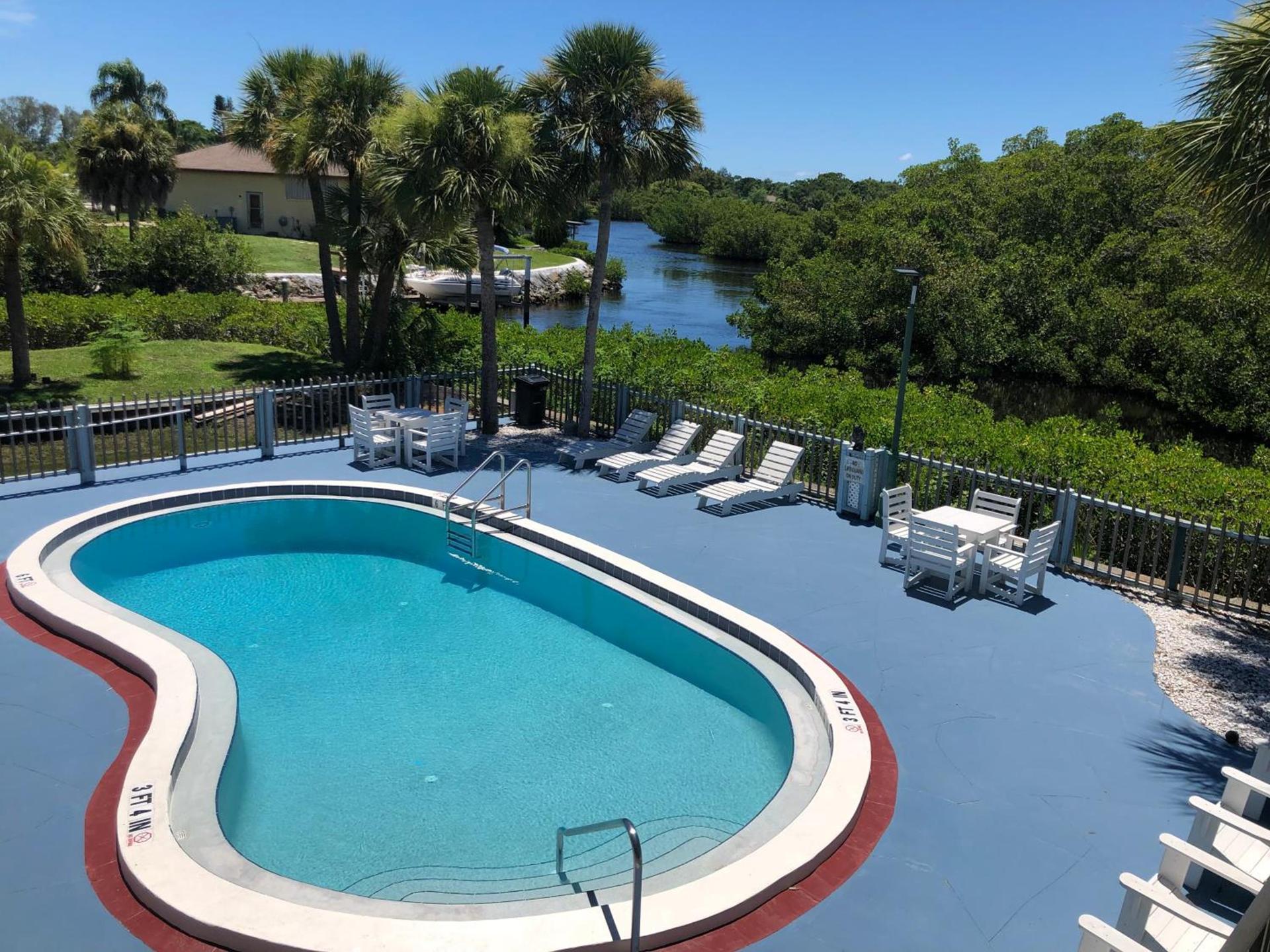 Sun Coast Inn photo 38
