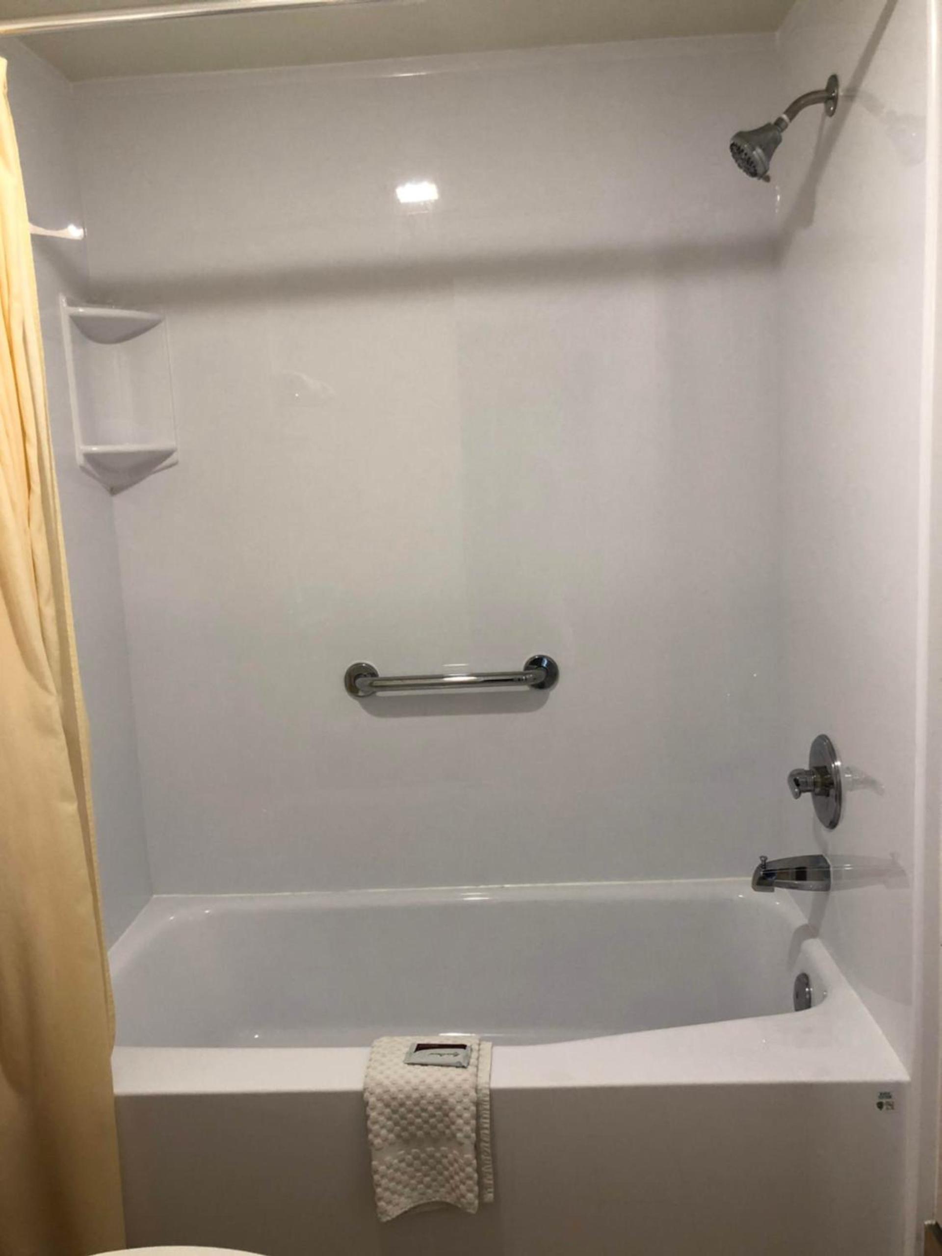 Sun Coast Inn photo 37