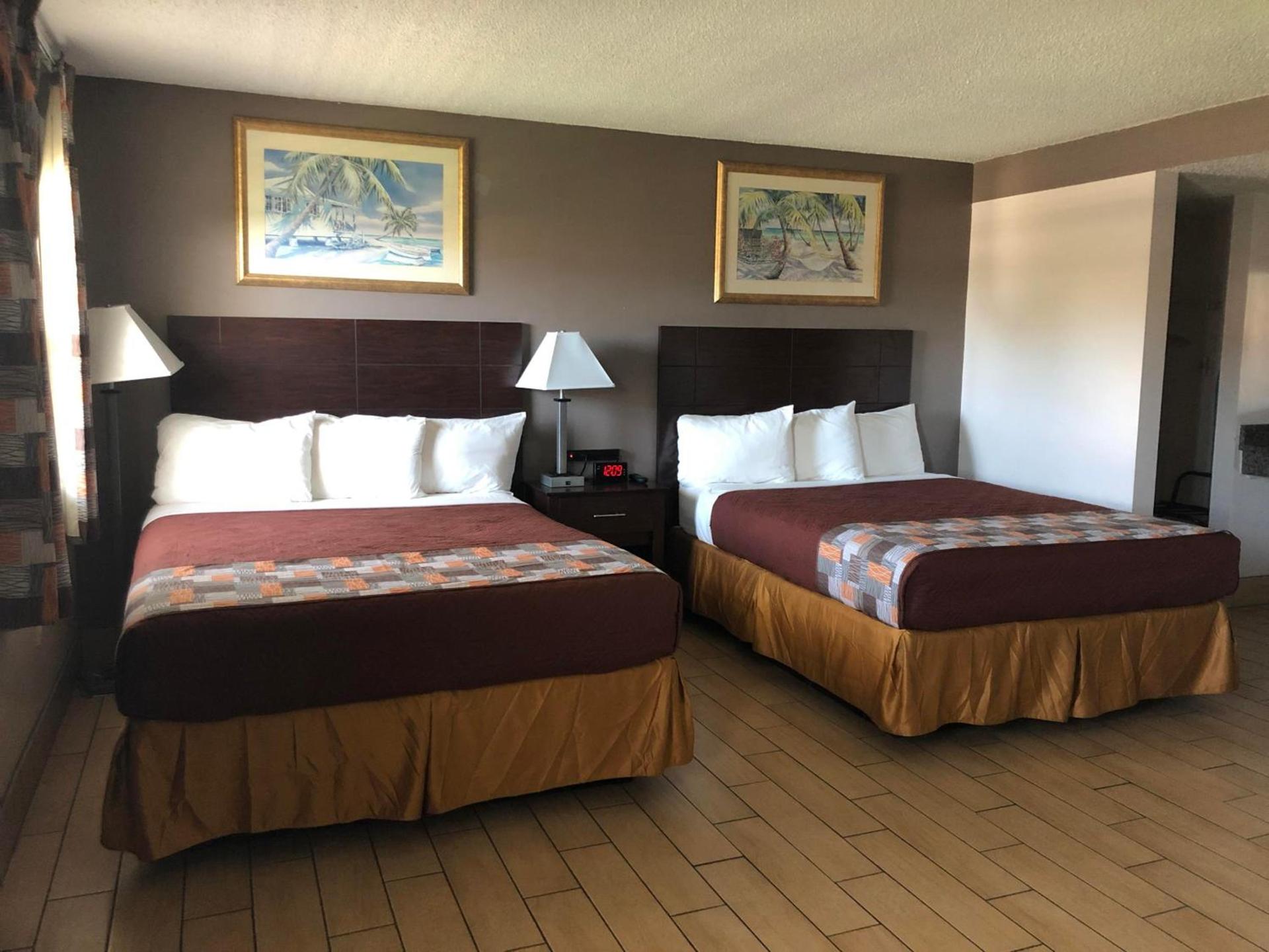 Sun Coast Inn photo 24