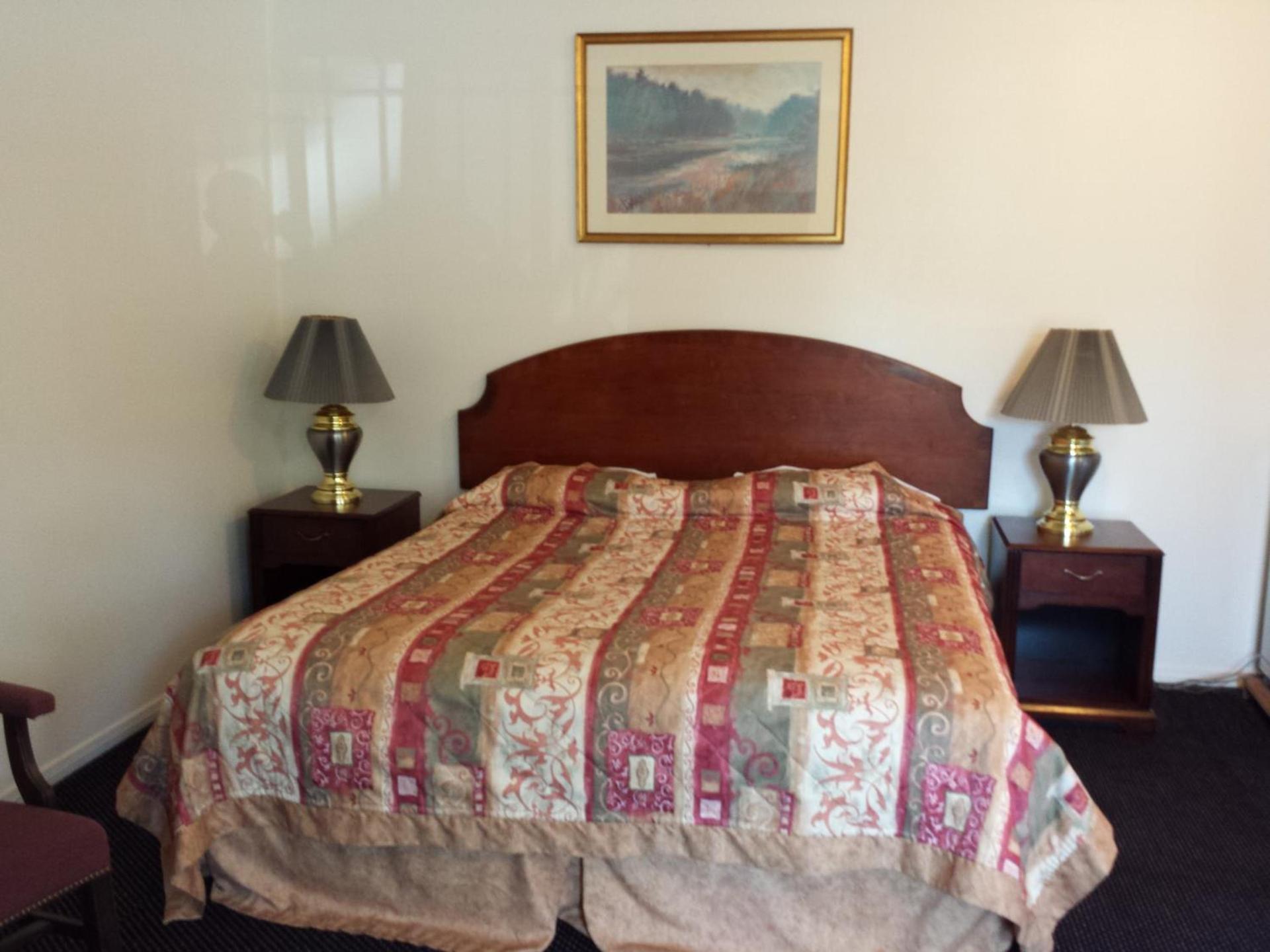 New Kansan Motel photo 6