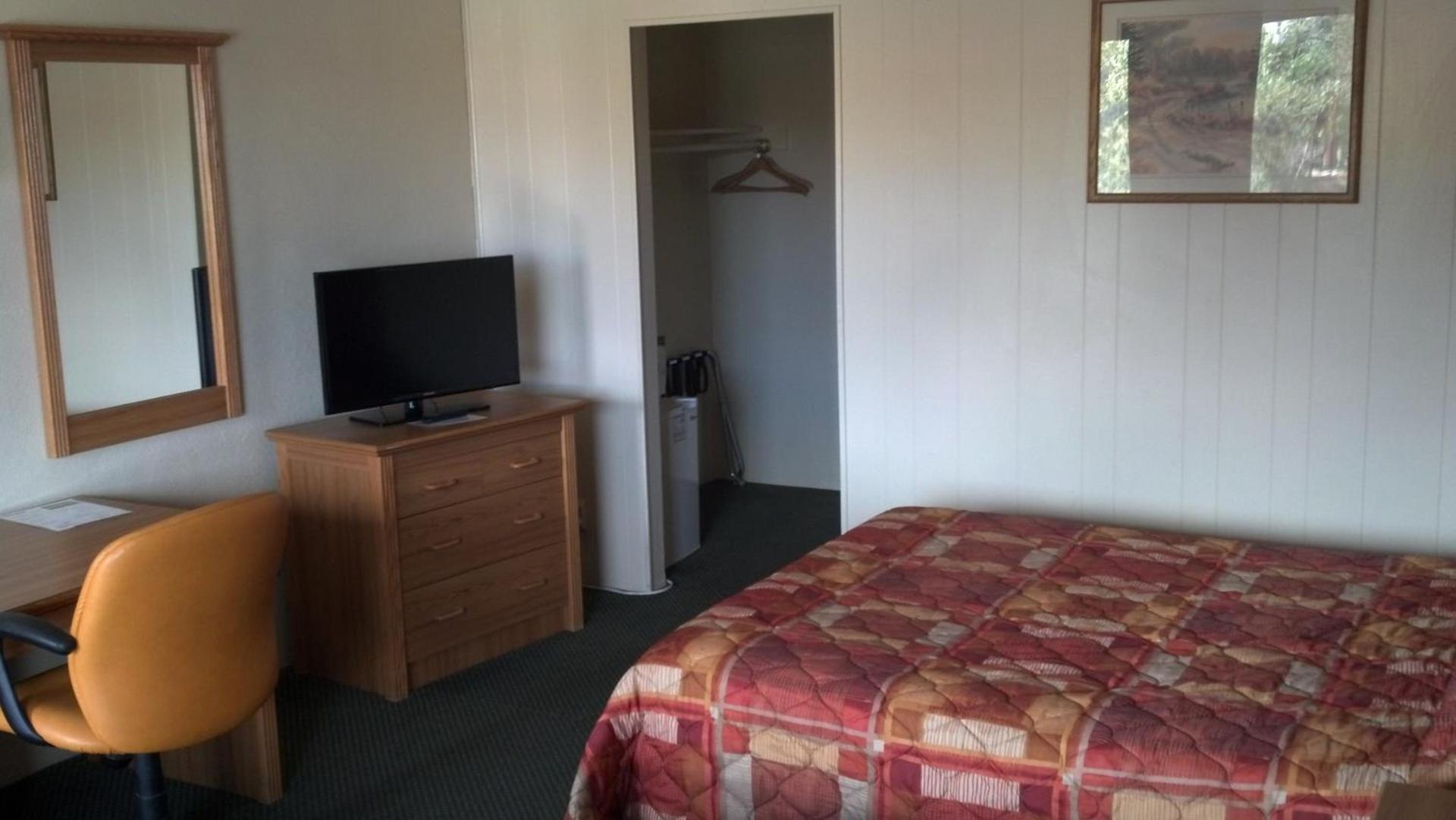 Heritage House Motel photo 6