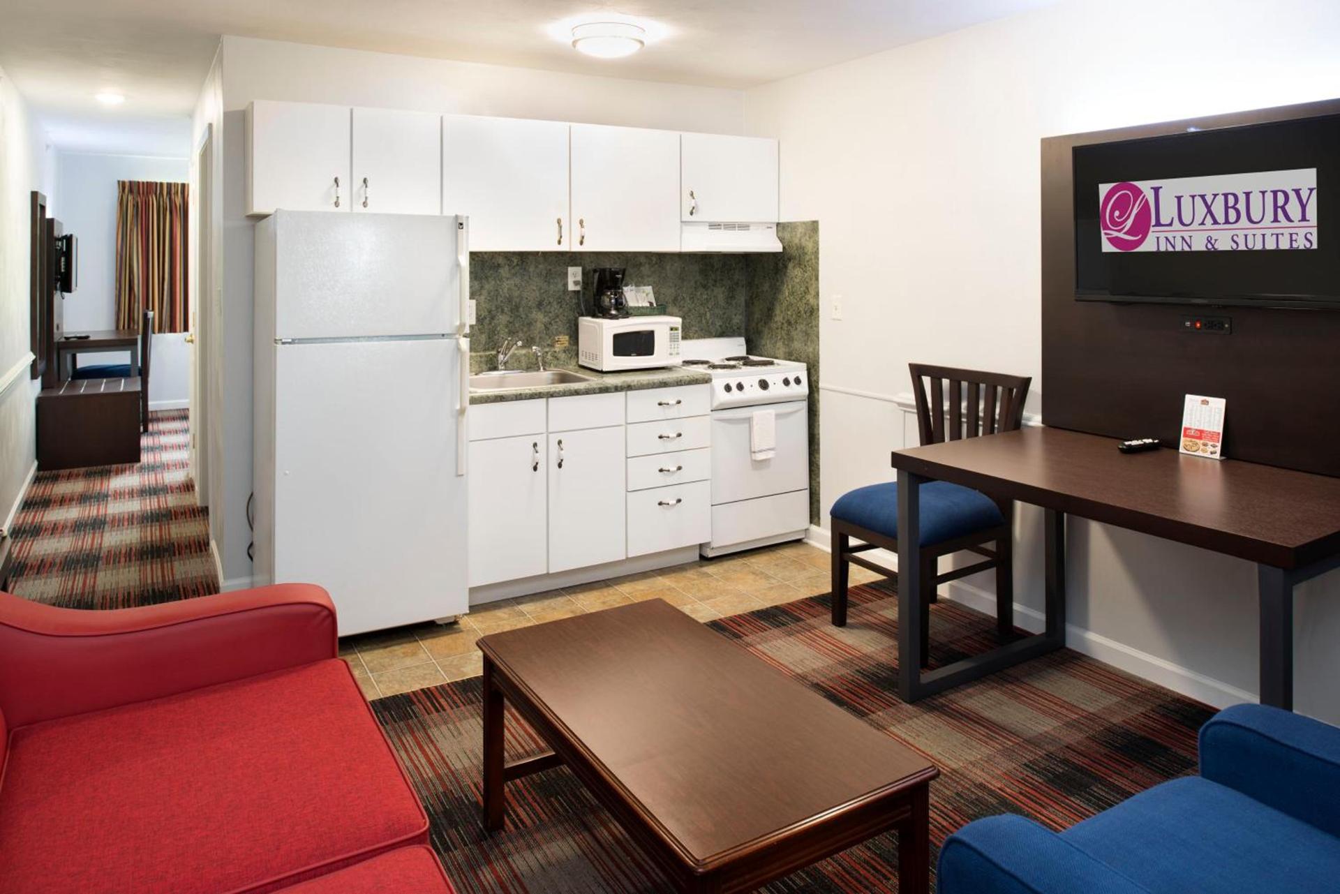 Luxbury Inn & Suites photo 5