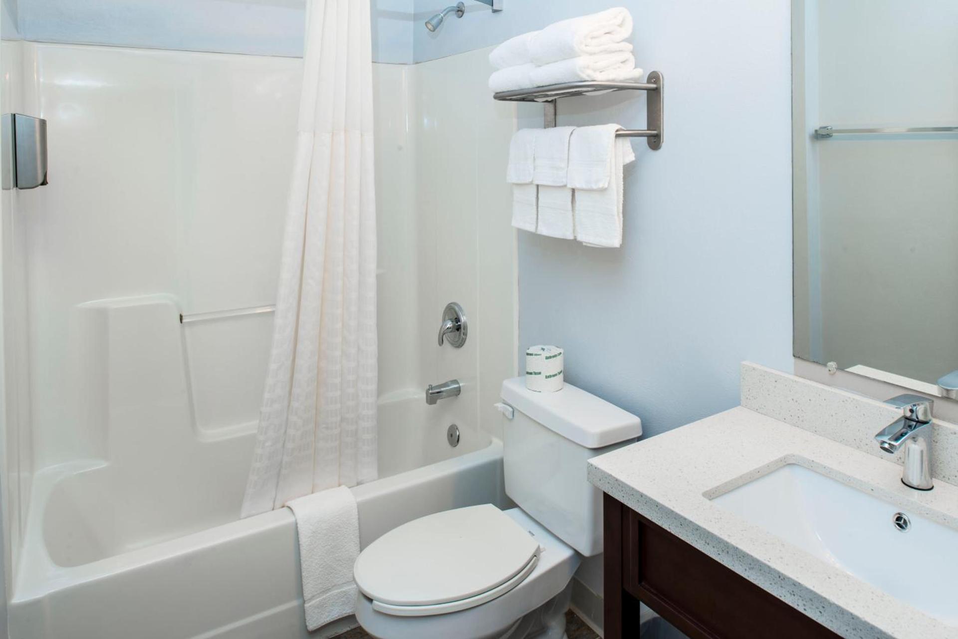 Luxbury Inn & Suites photo 37