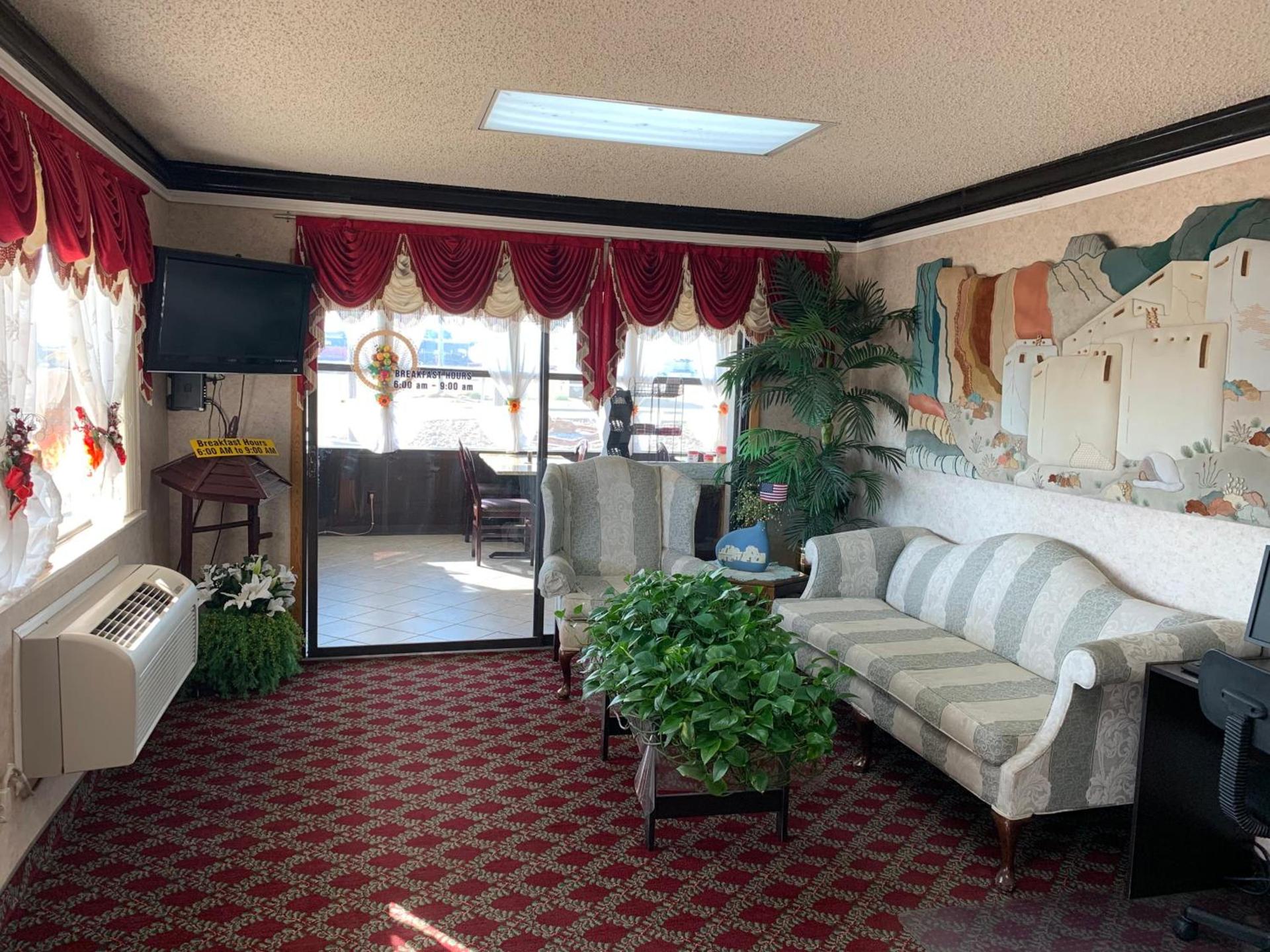 Regency Inn photo 39
