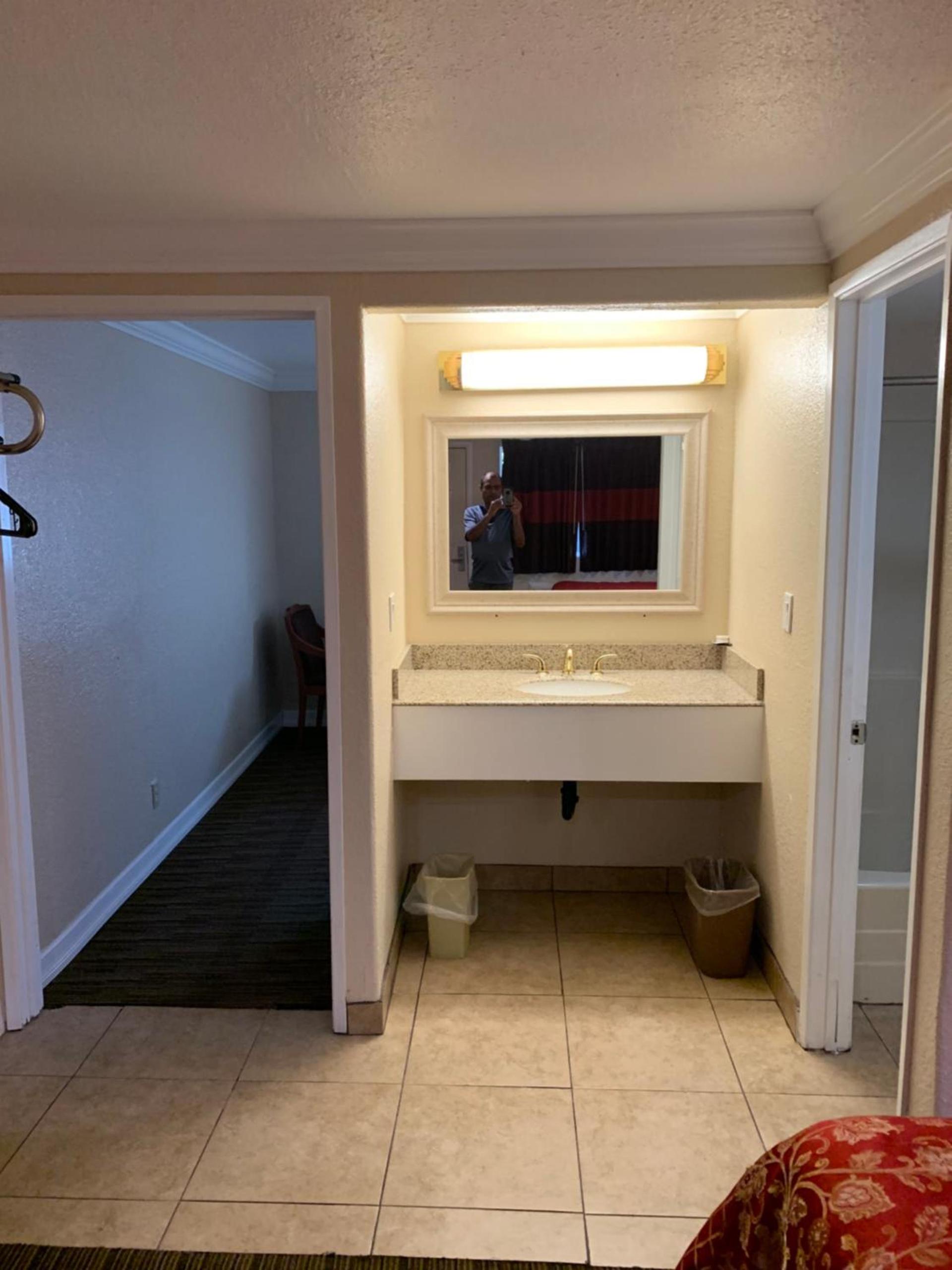 A-1 Budget Motel photo 14