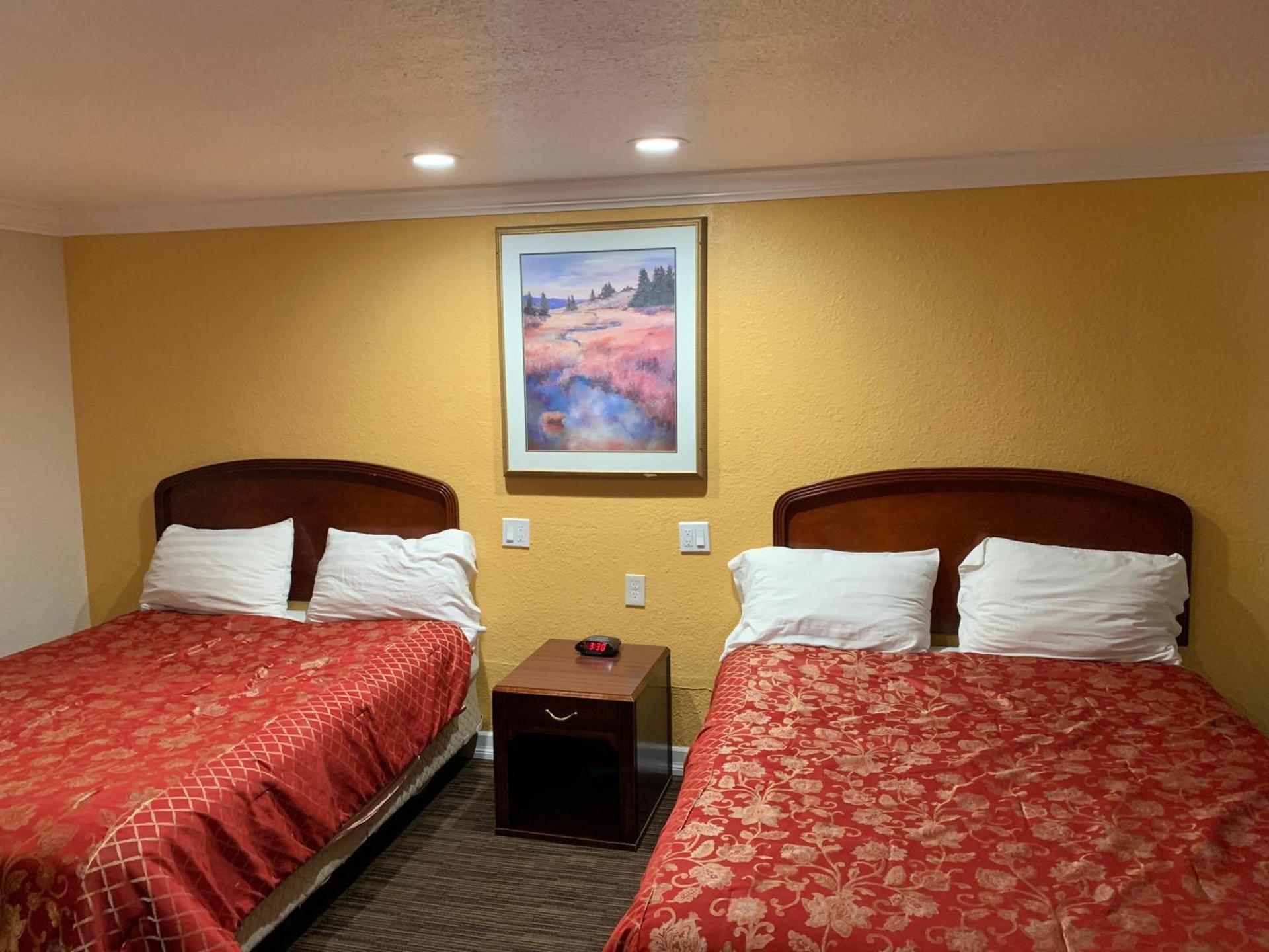 A-1 Budget Motel photo 17