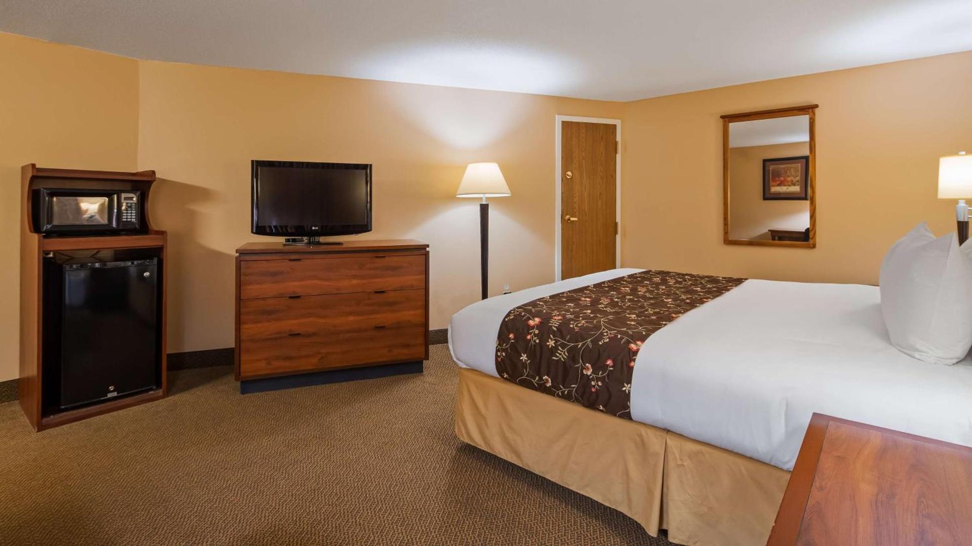 Quality Inn & Suites Black River Falls I-94 photo 14