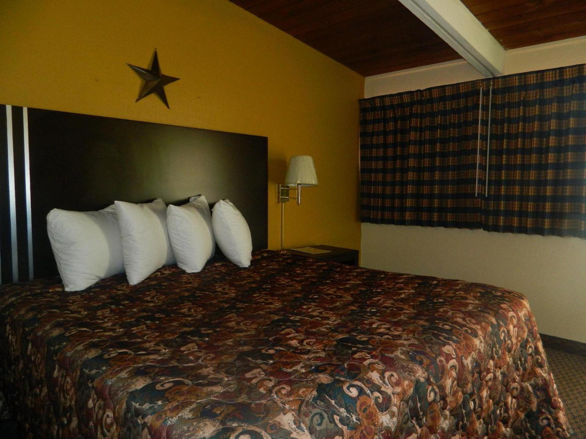 Freer Motel photo 21