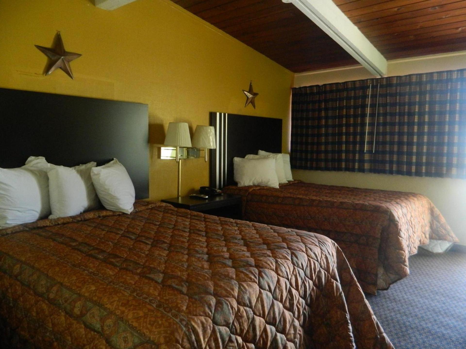 Freer Motel photo 23