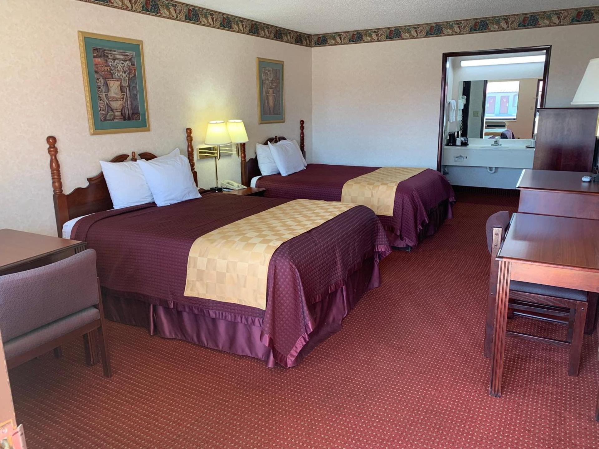 Regency Inn photo 26