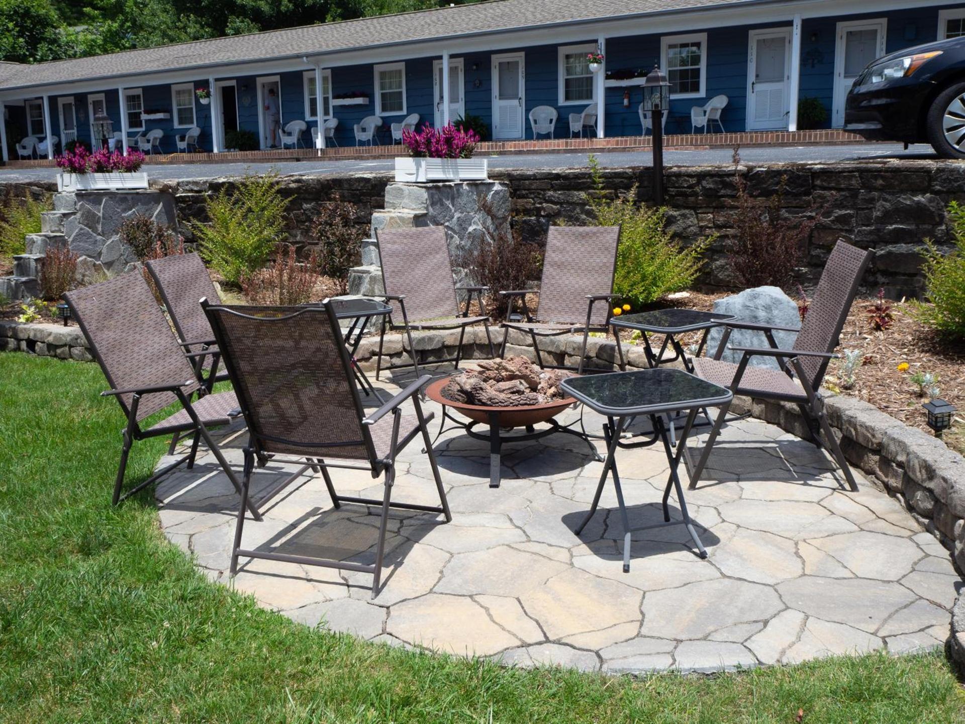 Blowing Rock Inn photo 16