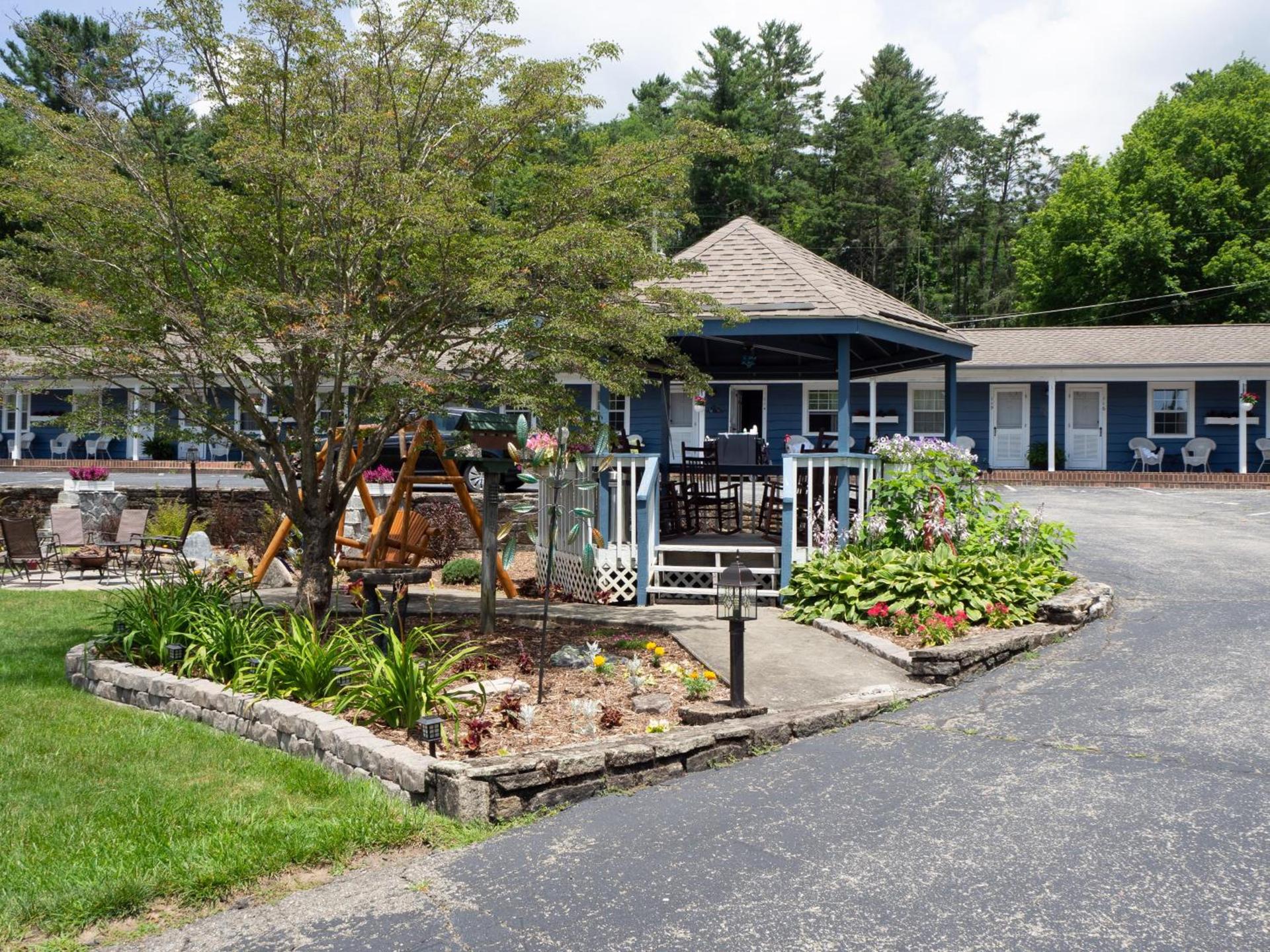 Blowing Rock Inn photo 12