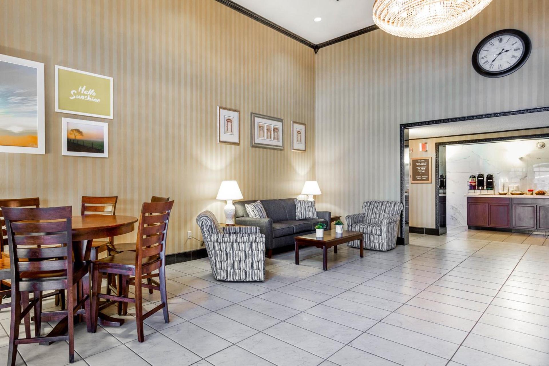Days Inn by Wyndham Westminster photo 30