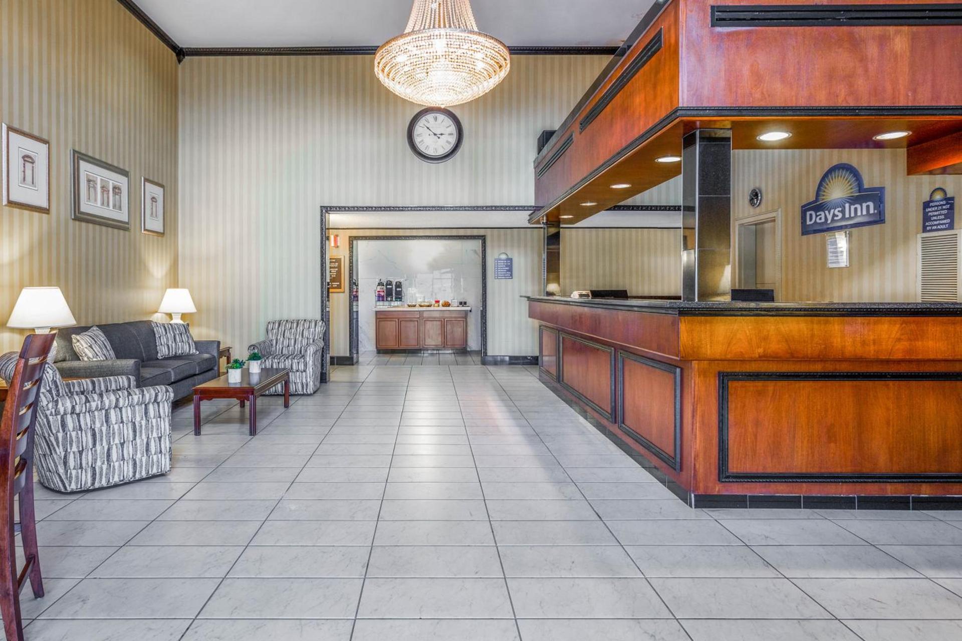Days Inn by Wyndham Westminster photo 31