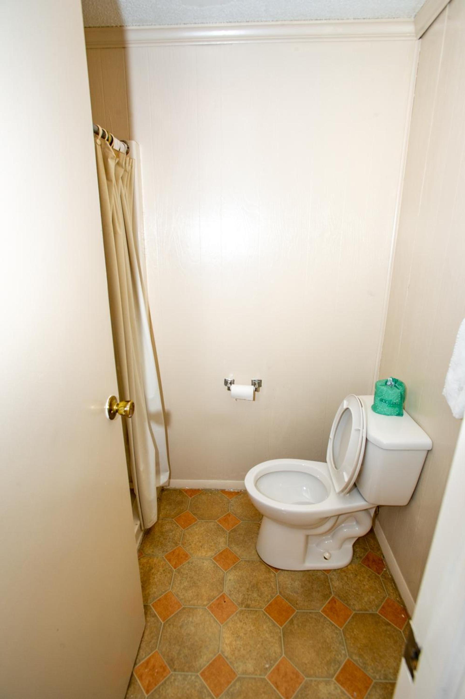 Coach House Inn photo 46