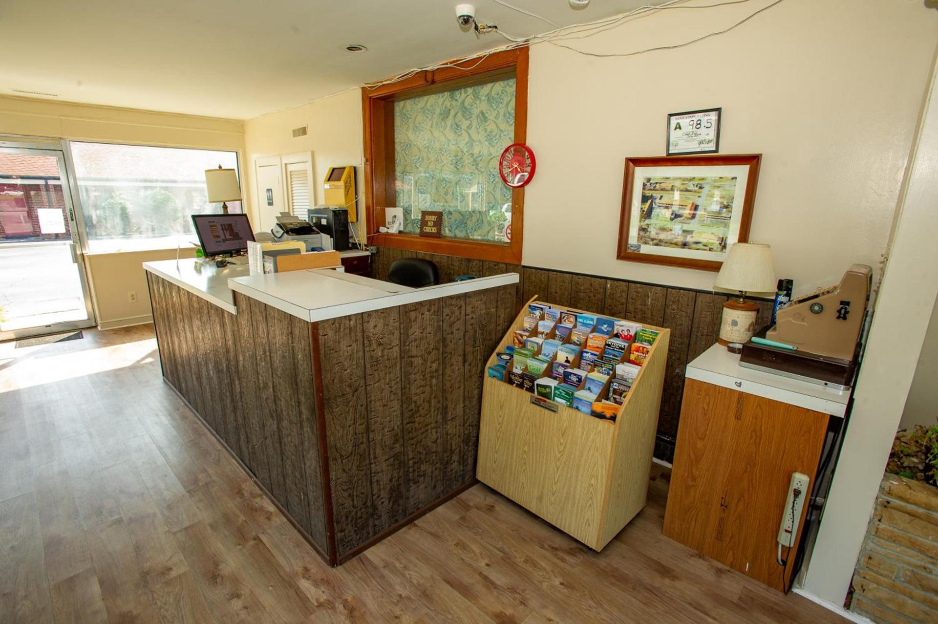 Coach House Inn photo 18