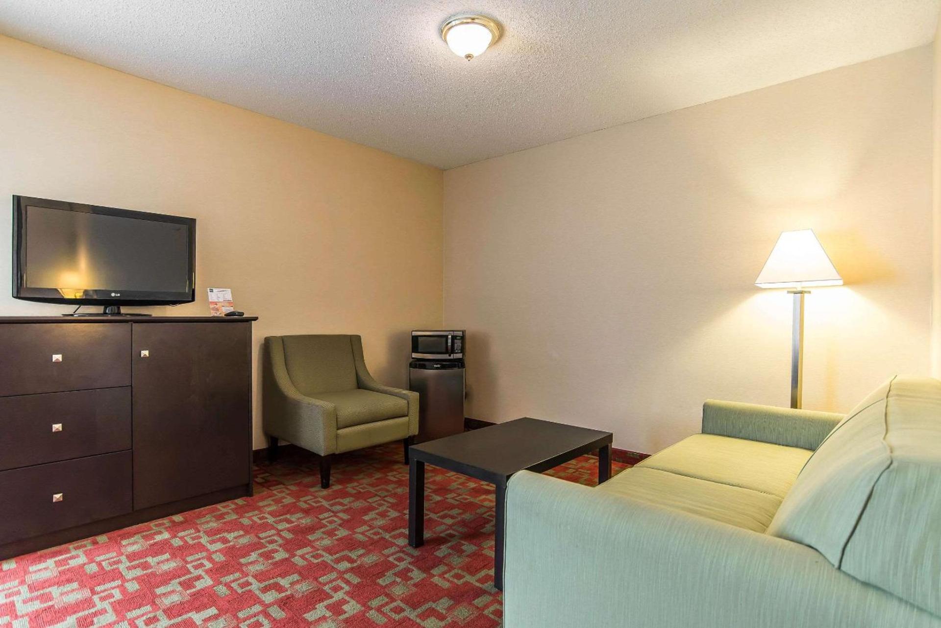 Quality Inn Shelburne - Burlington photo 20