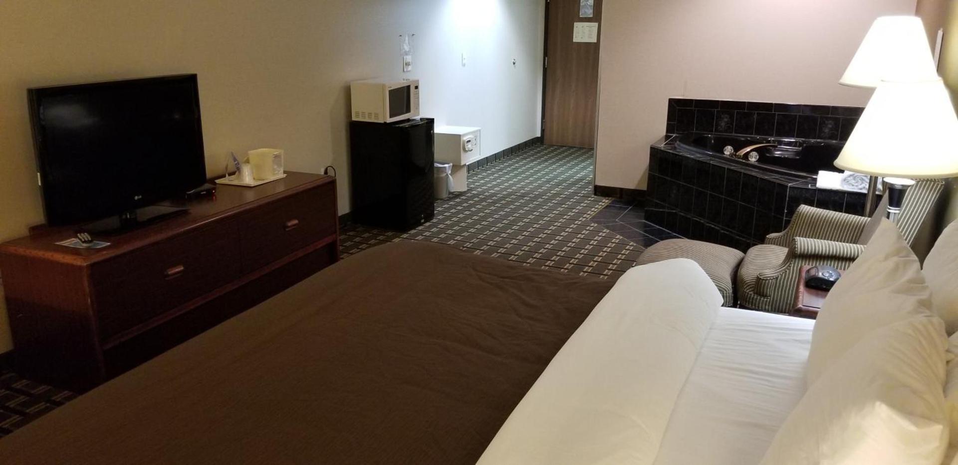 FairBridge Inn & Suites Batavia-Darien Amusement Park photo 11