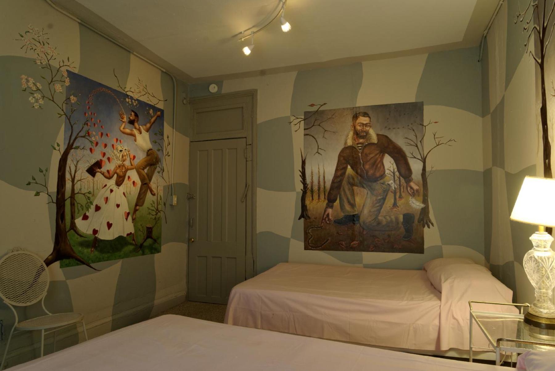 Carlton Arms Hotel photo 20