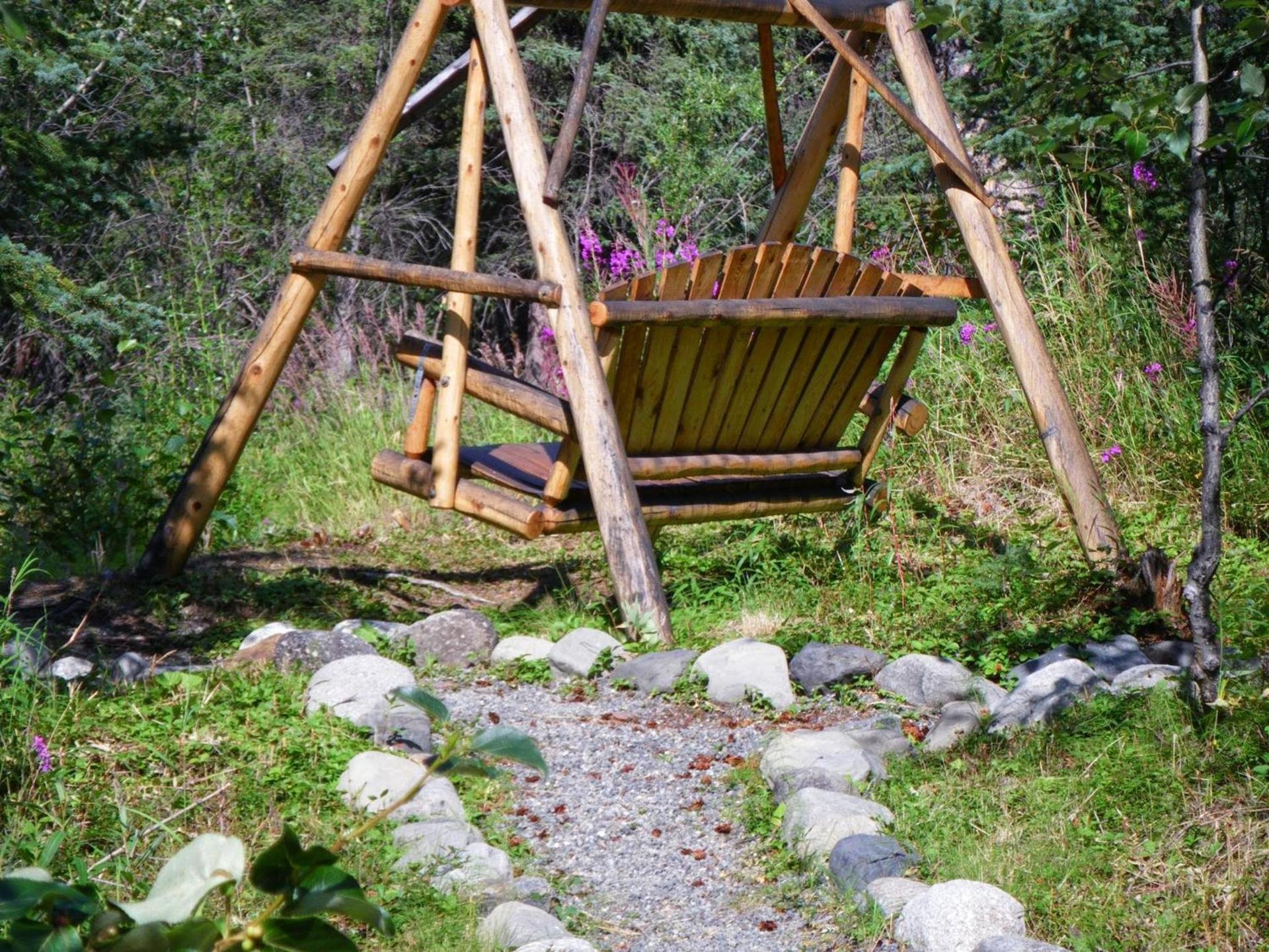 Carlo Creek Cabins photo 48
