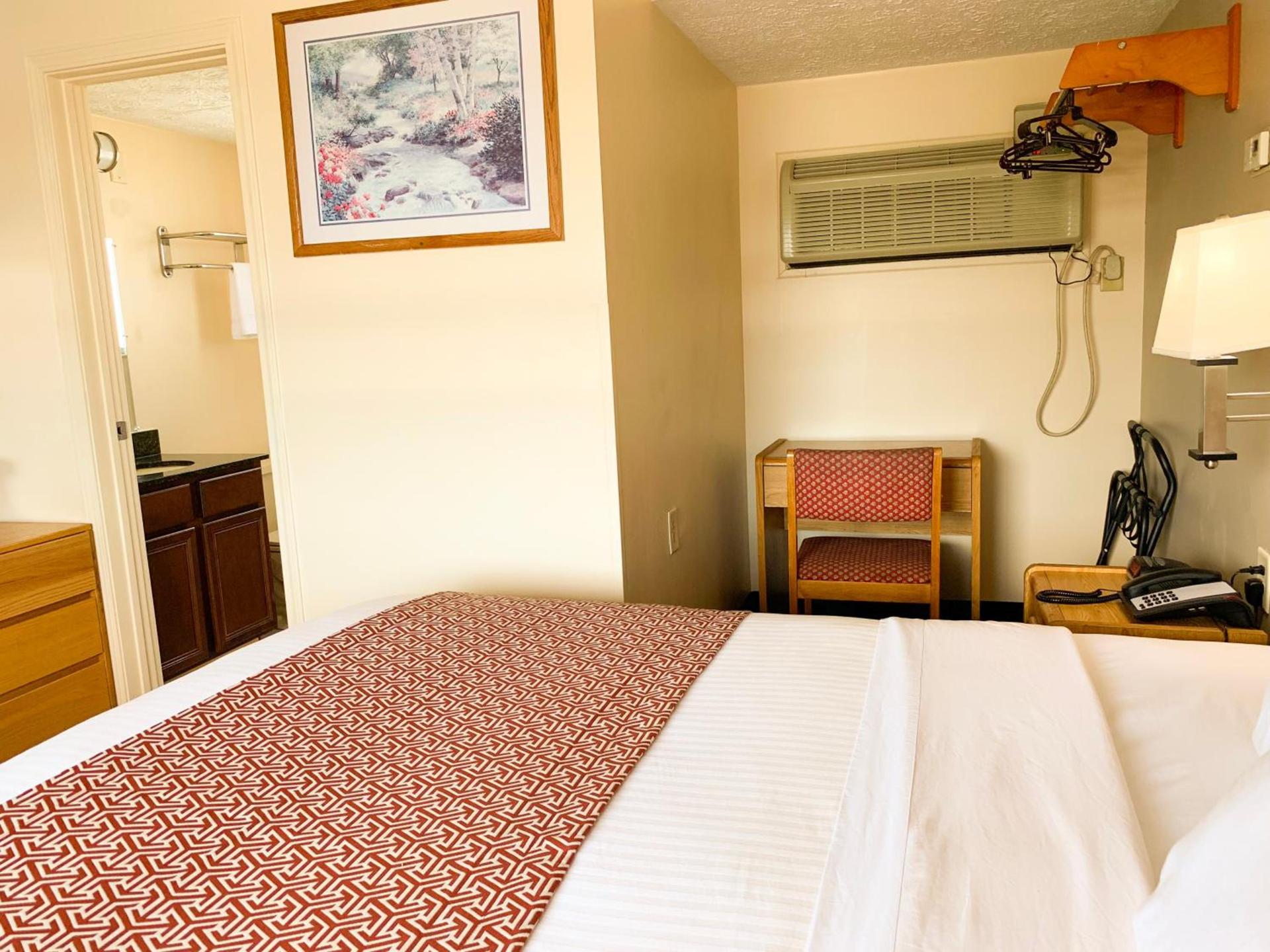 Sandusky Inn photo 4