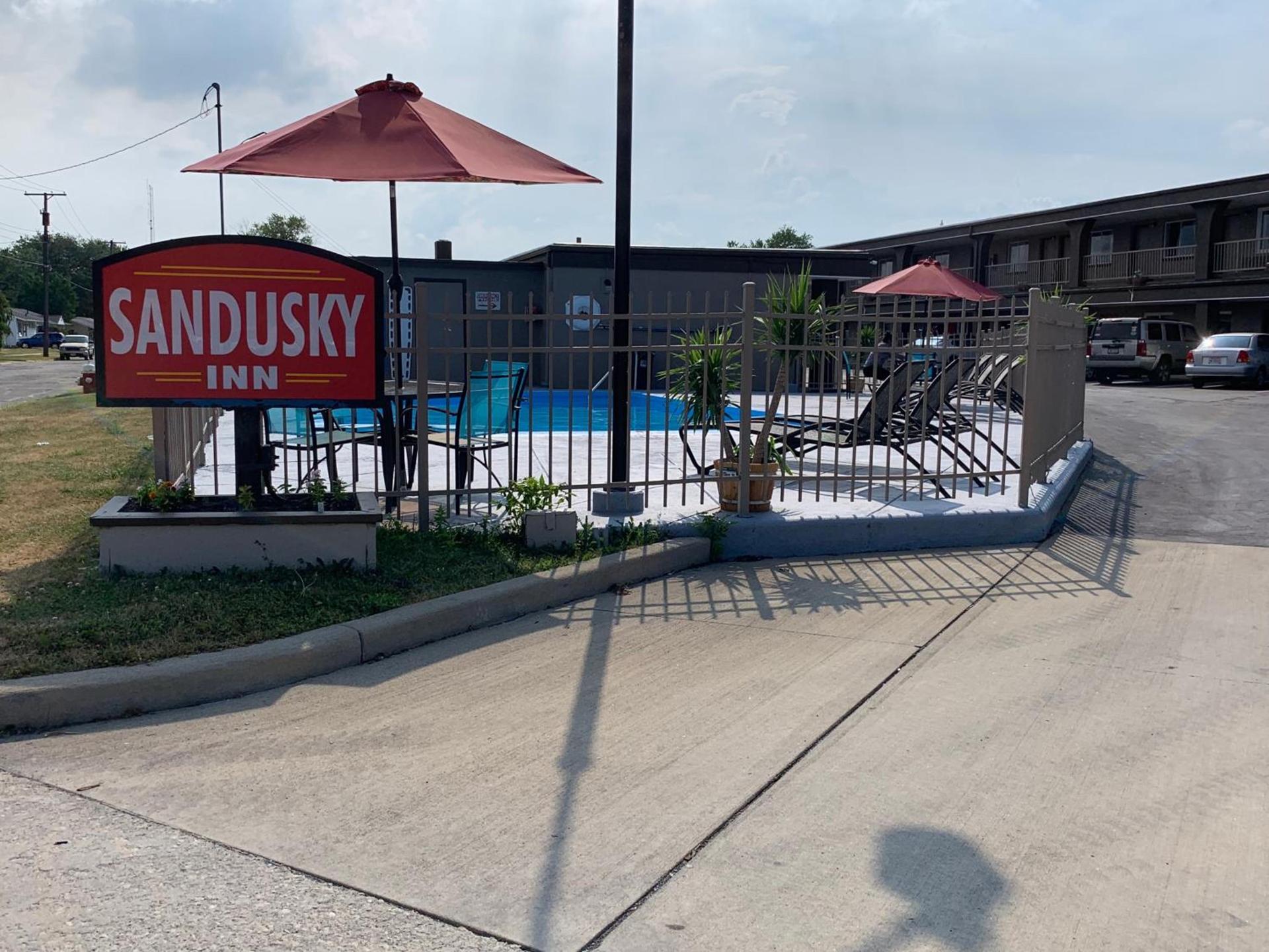 Sandusky Inn photo 2