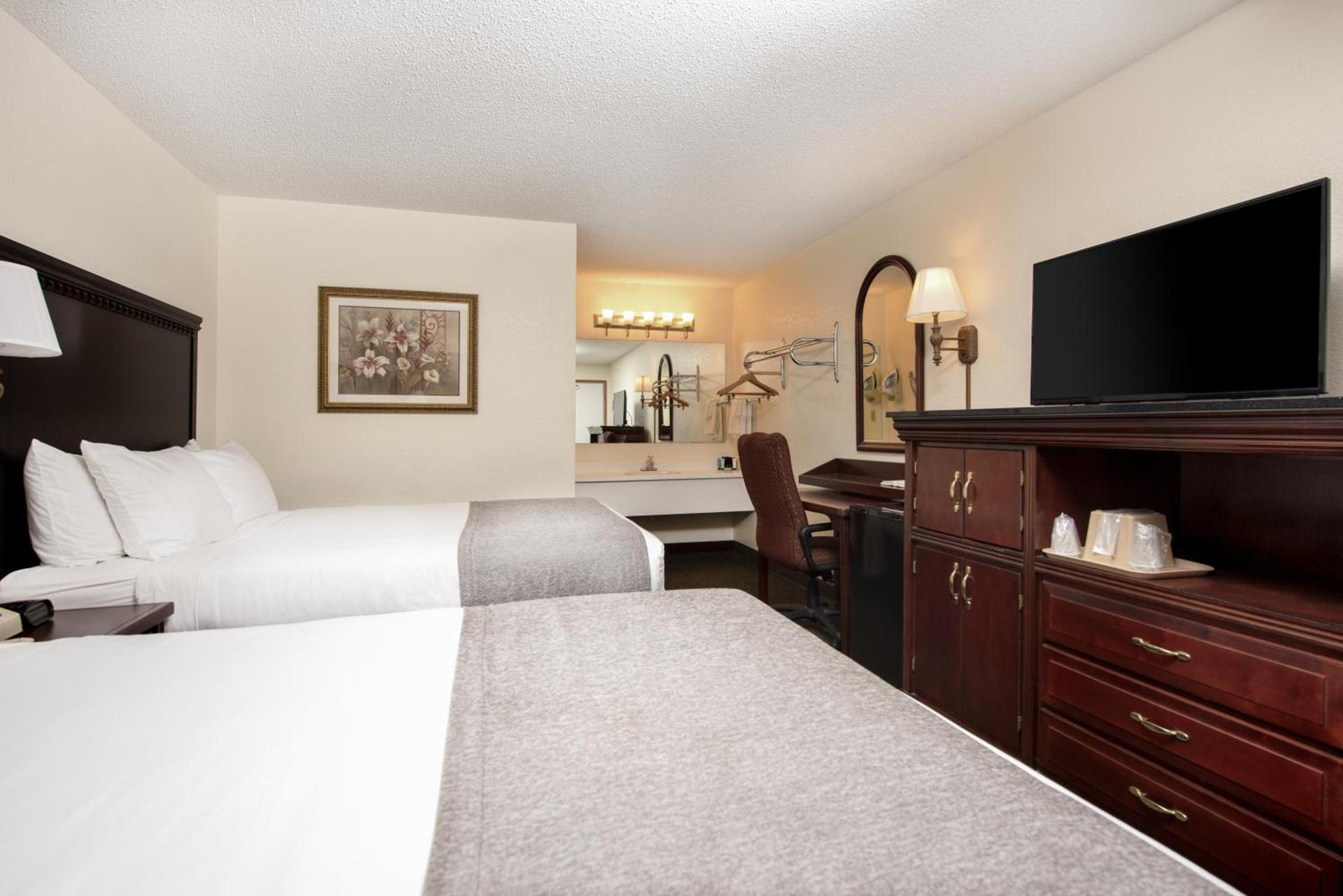 Brookwood Inn Branson photo 20